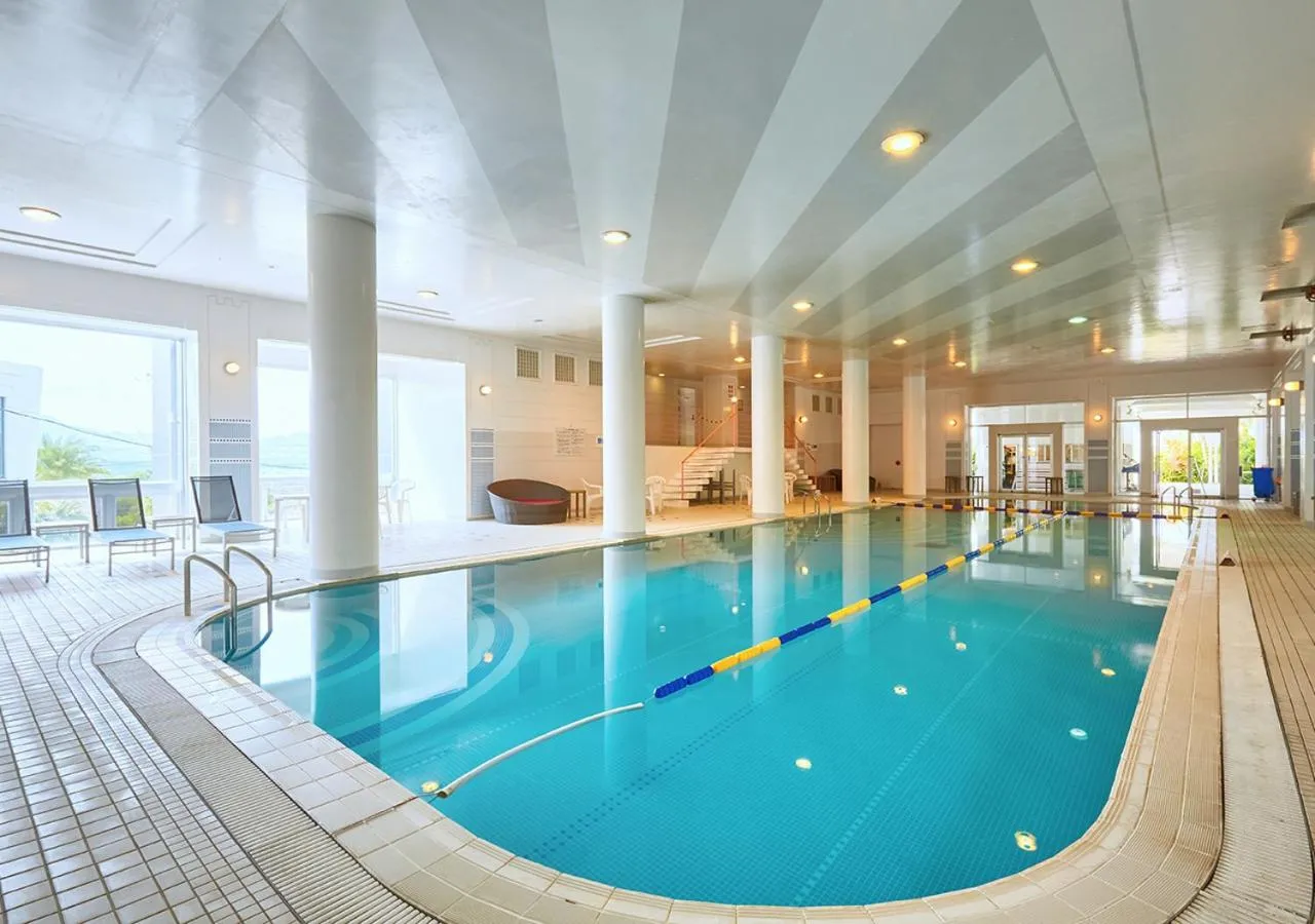 Swimming pool in Hotel Mahaina Wellness Resorts Okinawa