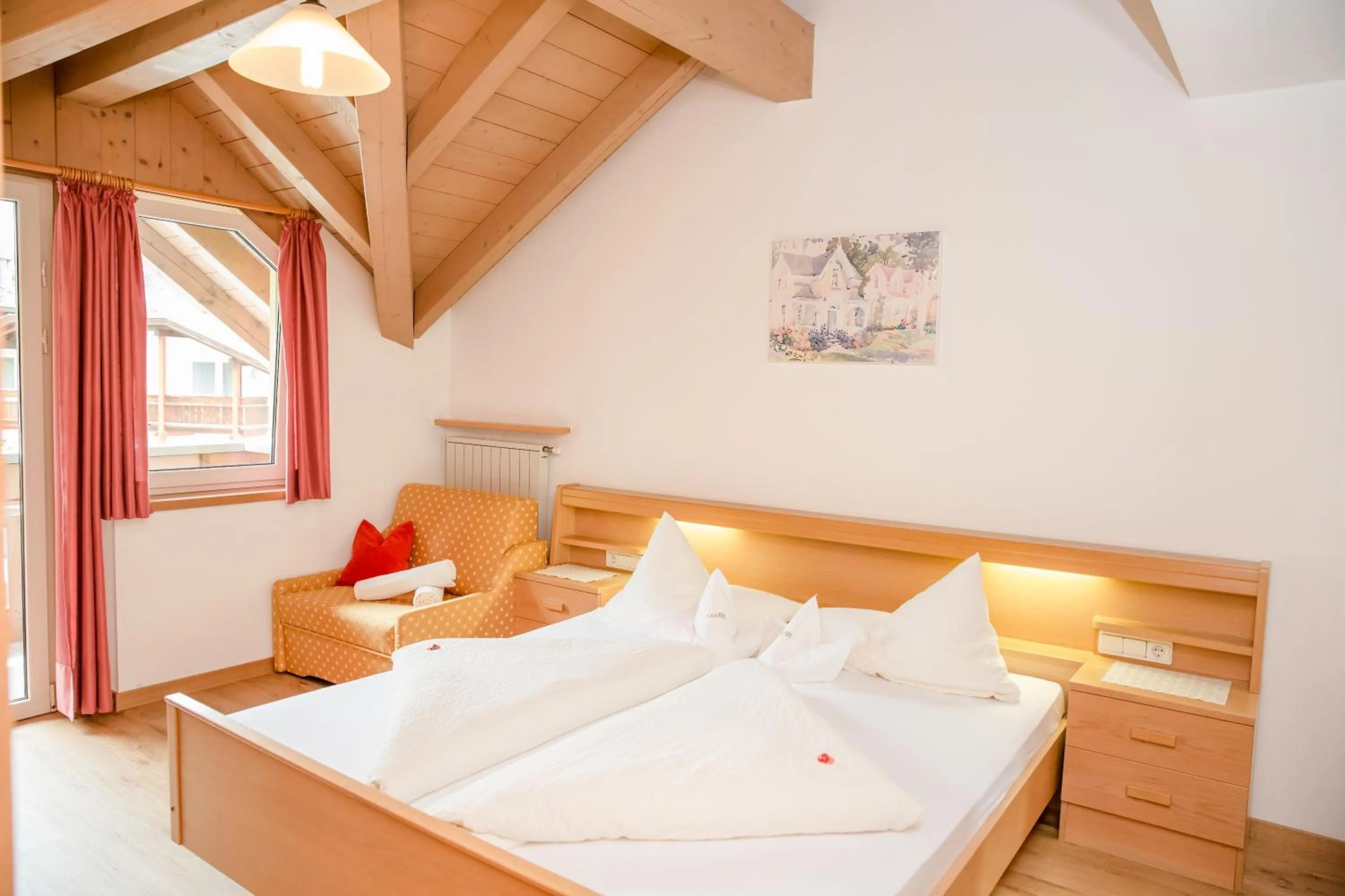 Bedroom, Bed in Alpine Life Hotel Anabel