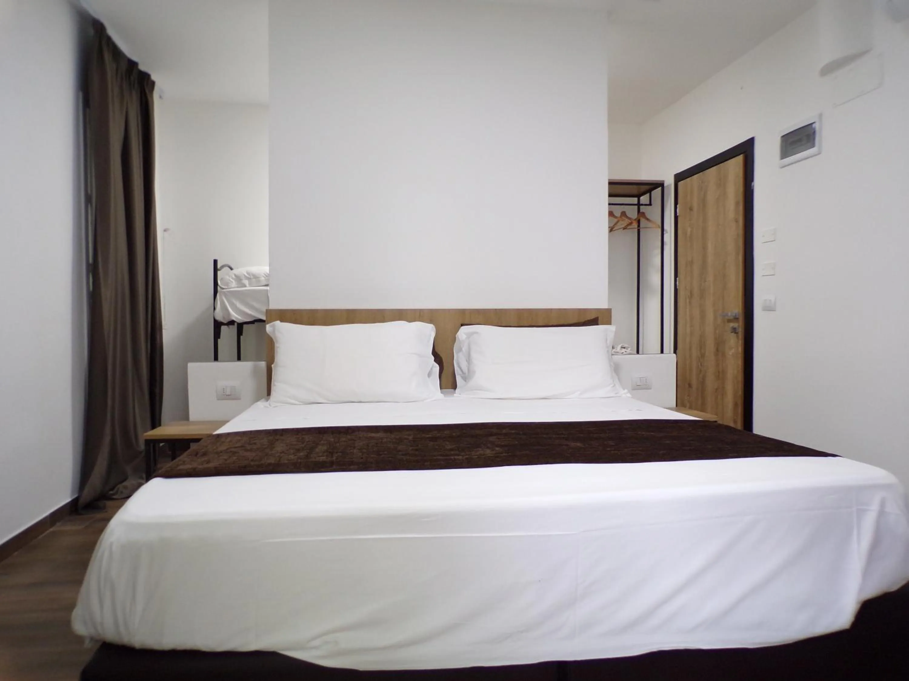 Bedroom in Hotel Nord Est