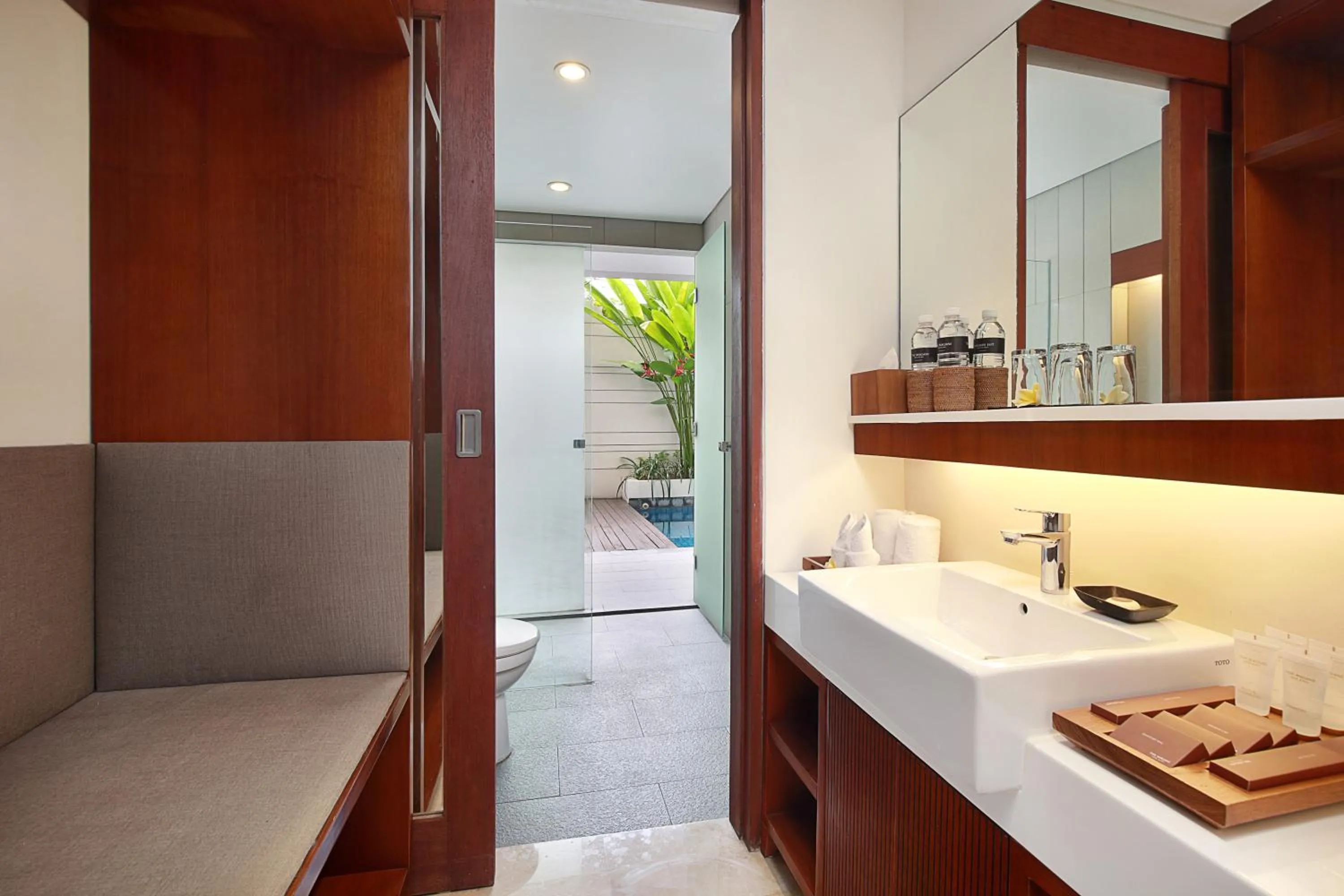 Shower in The Magani Hotel and Spa