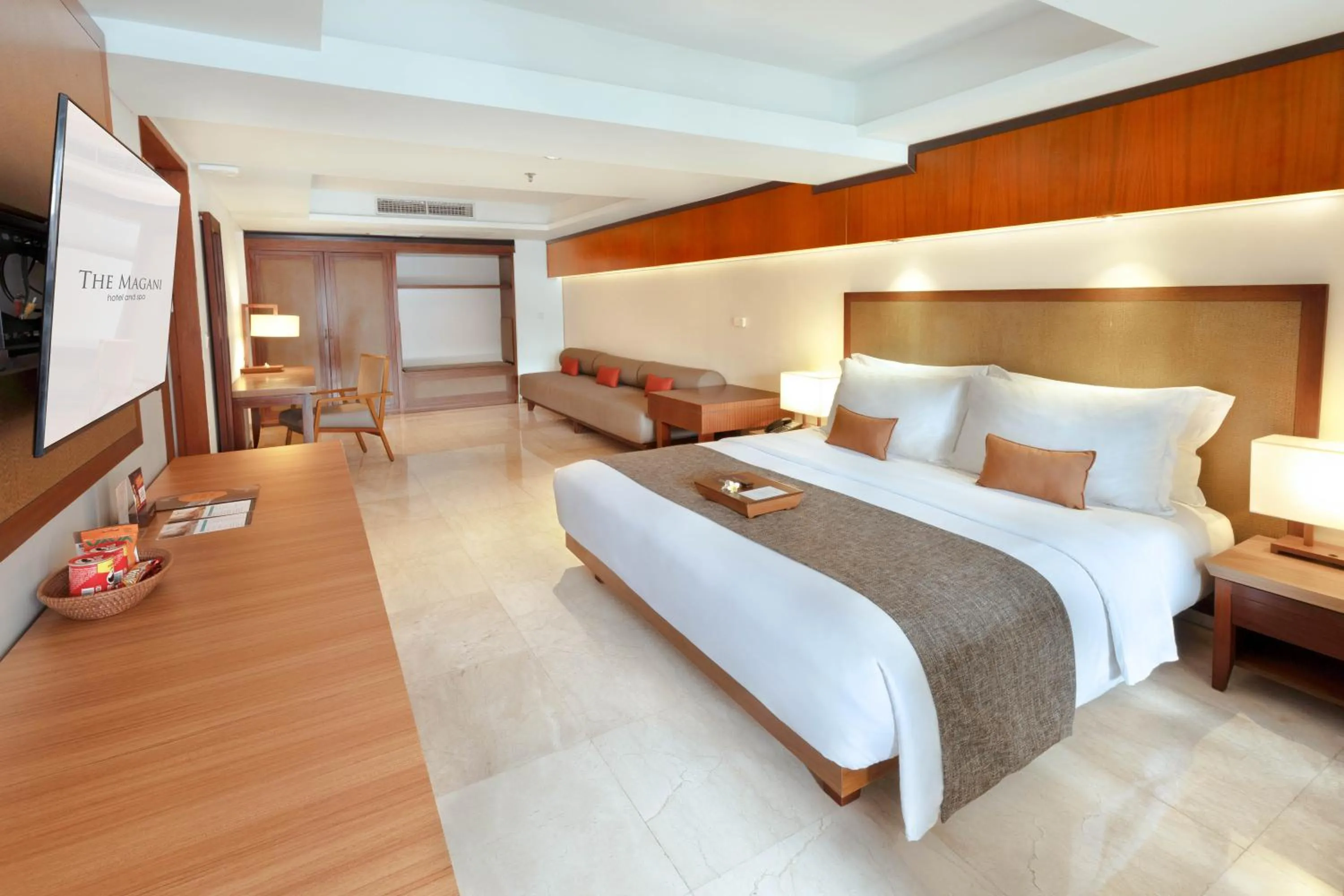 Bedroom, Bed in The Magani Hotel and Spa