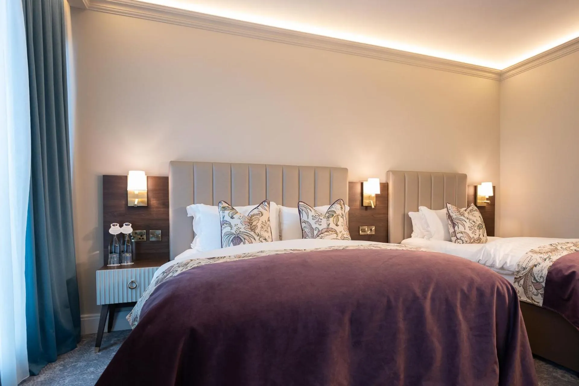 Bedroom, Bed in Cork's Vienna Woods Hotel & Villas