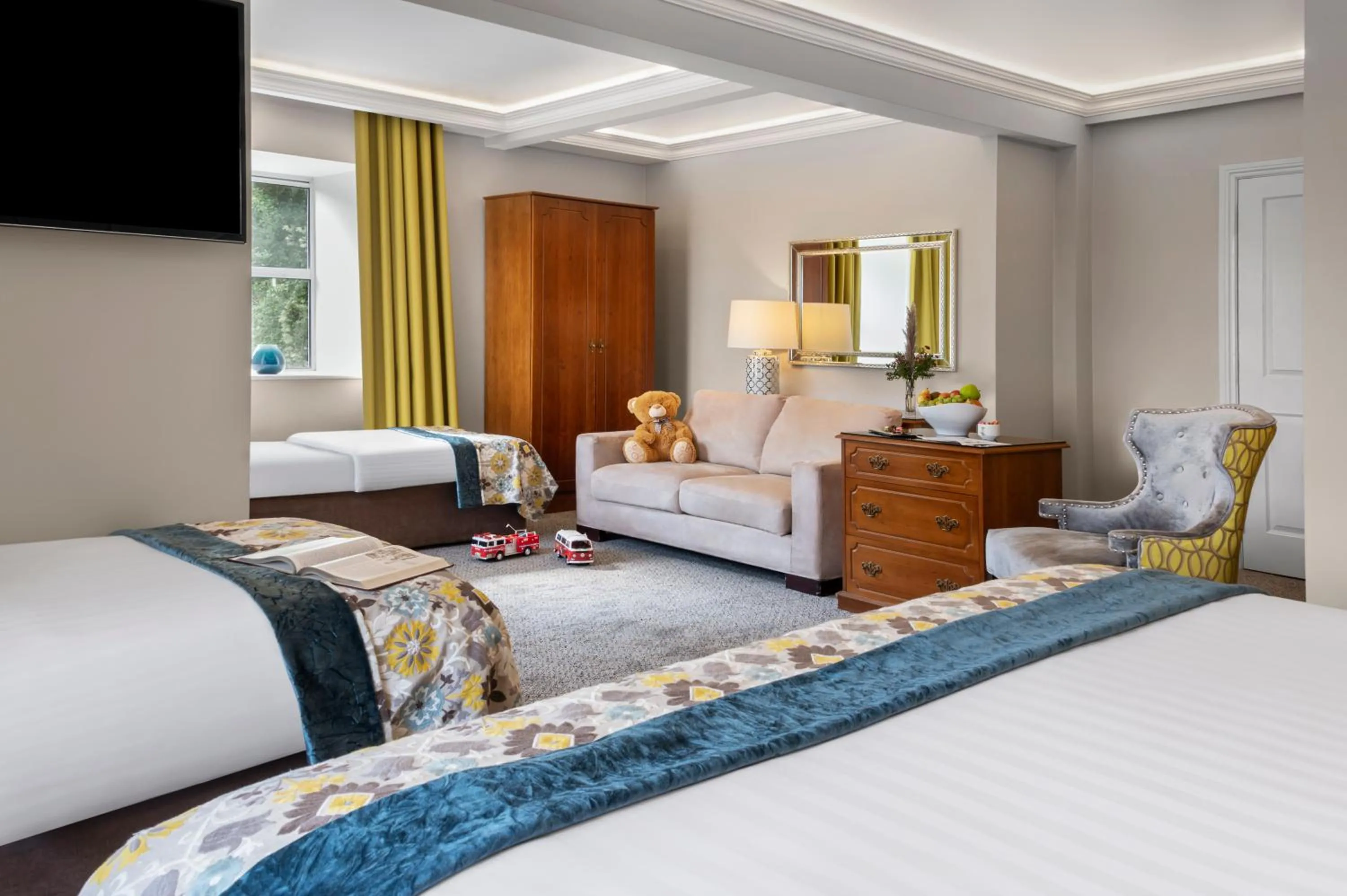 Bedroom, Bed in Cork's Vienna Woods Hotel & Villas