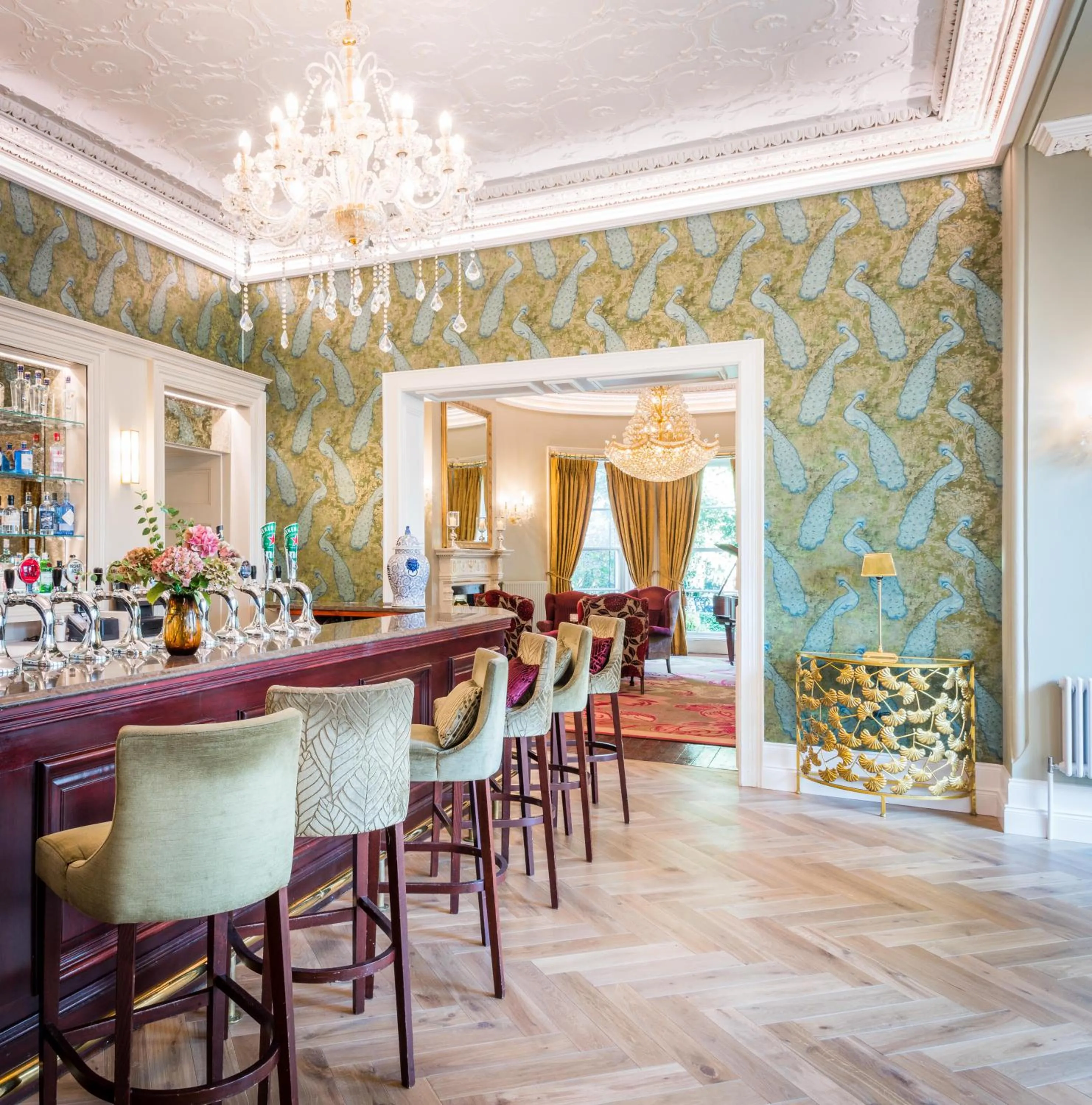 Lounge or bar in Cork's Vienna Woods Hotel & Villas