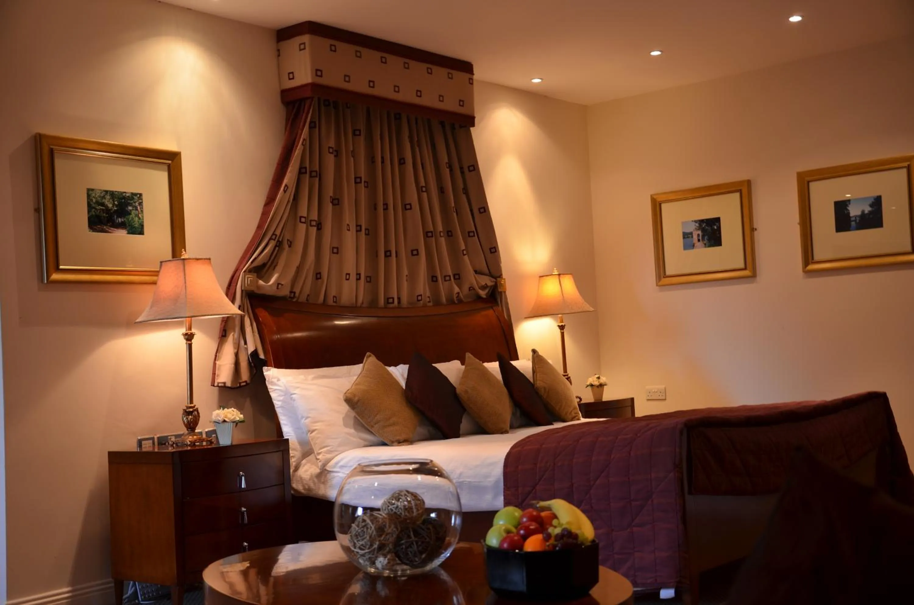 Bedroom, Bed in Kiltimagh Park Hotel