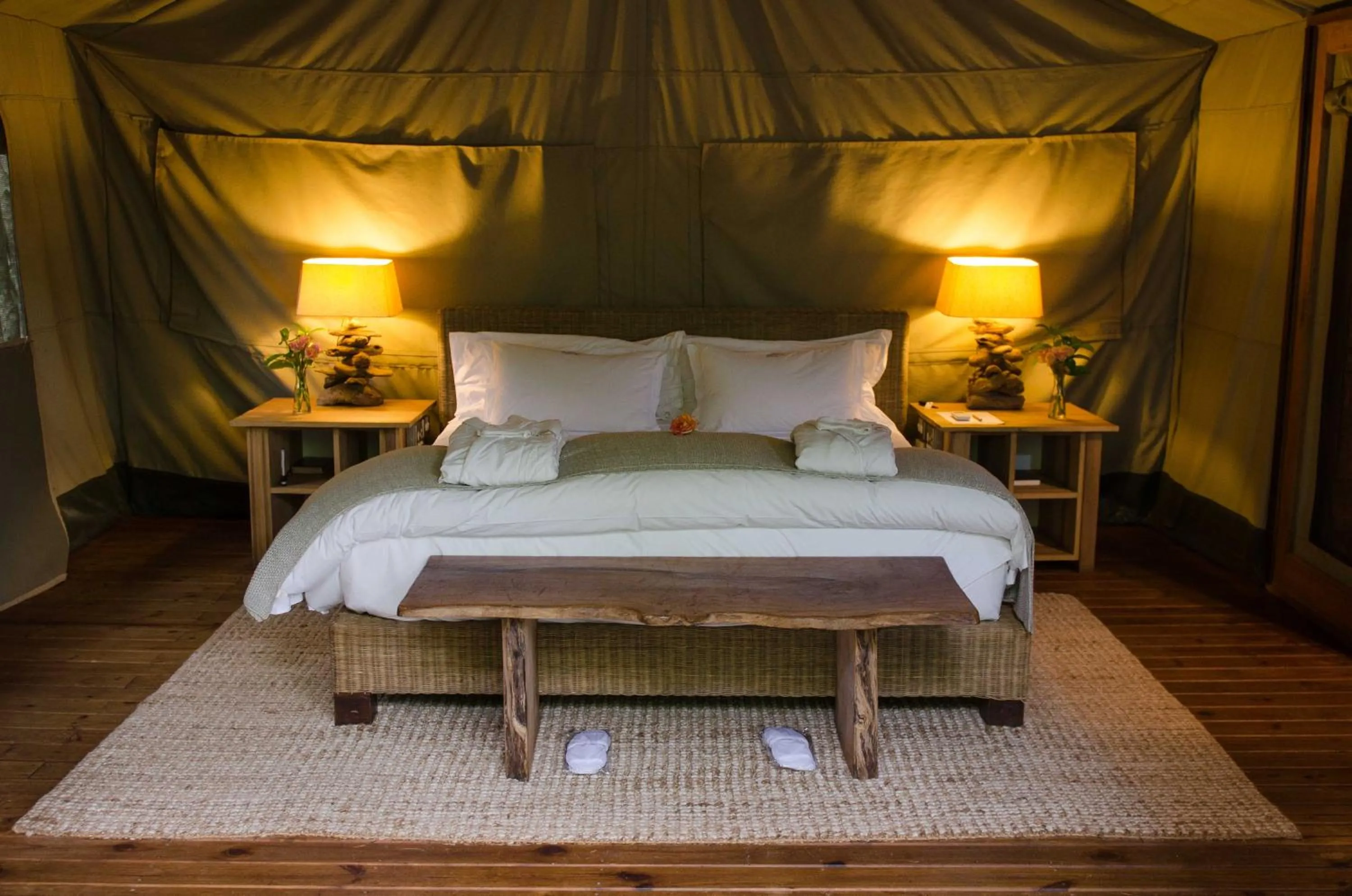 Bedroom, Bed in Summerfields Rose Retreat and Spa