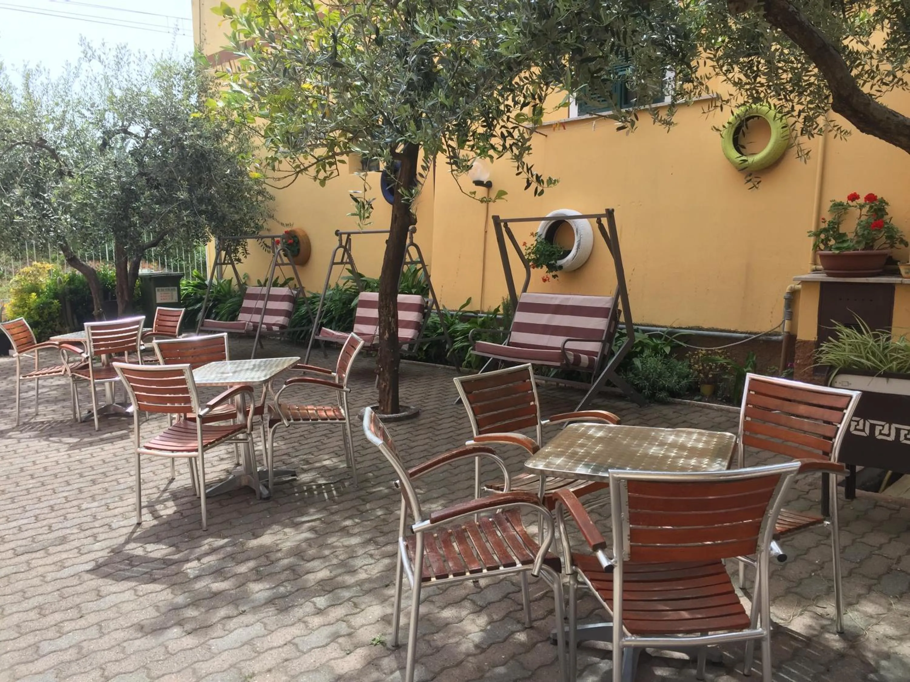 Patio in Hotel Villa Elle