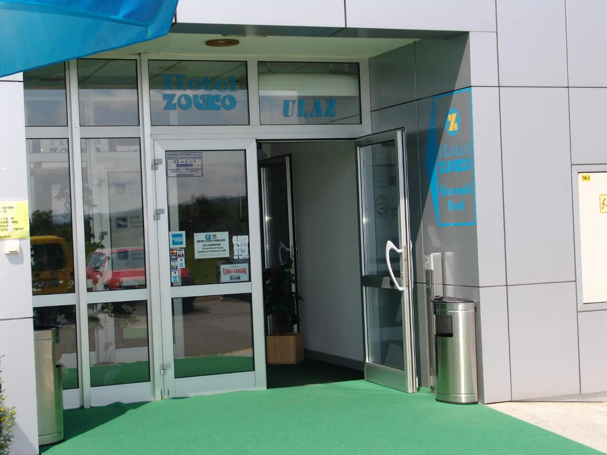 Facade/entrance in Hotel Zovko