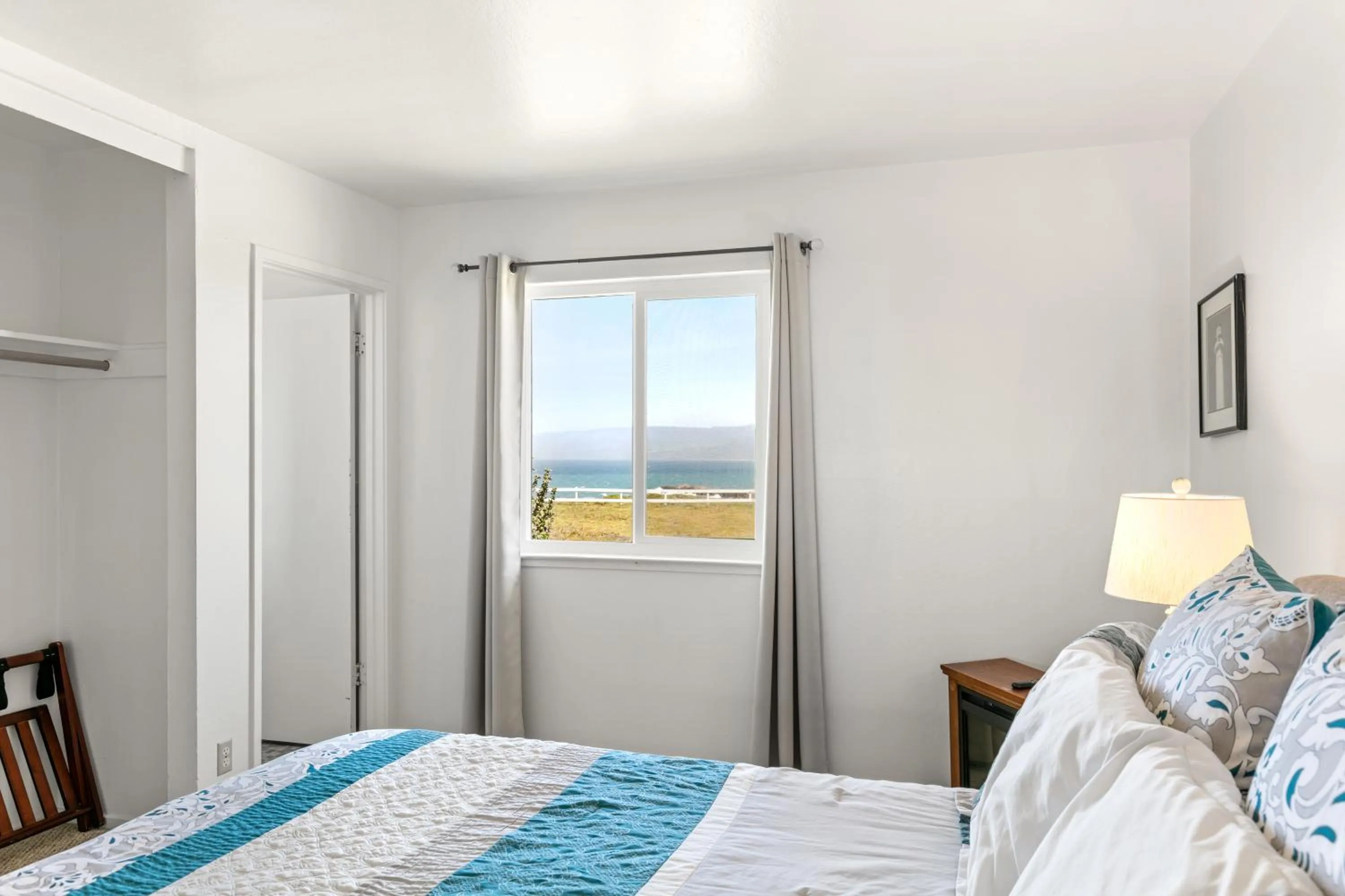 Bed in Point Arena Lighthouse