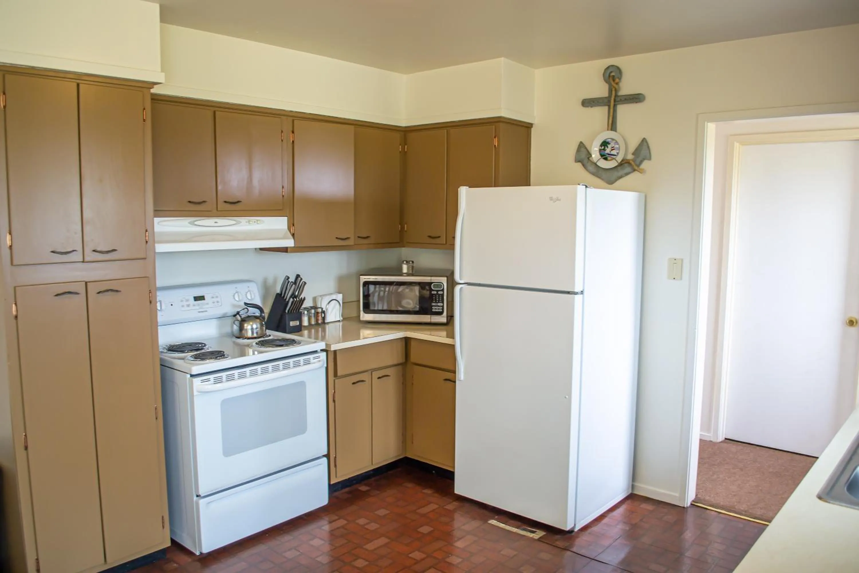 Coffee/tea facilities in Point Arena Lighthouse