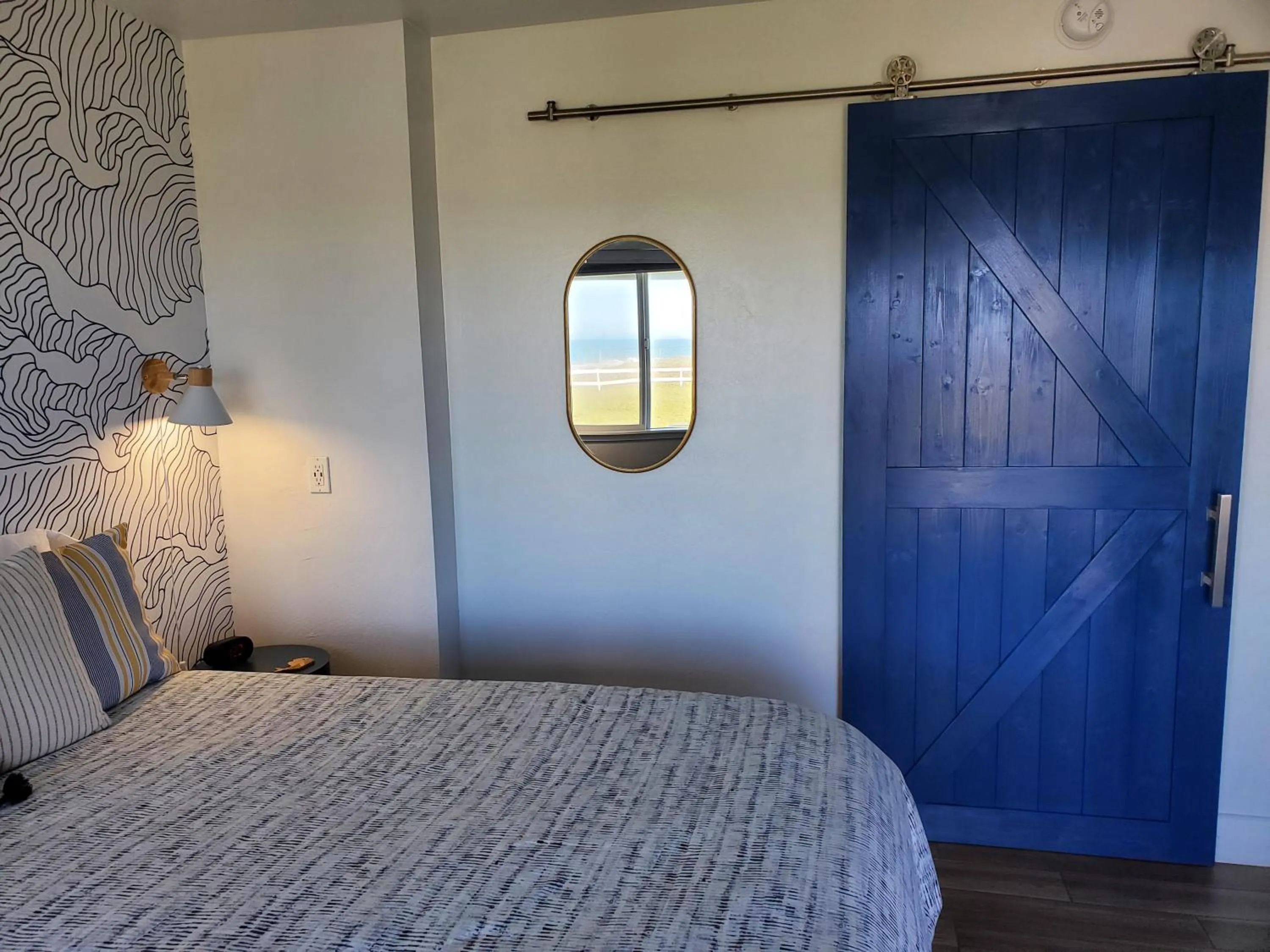 Bed in Point Arena Lighthouse