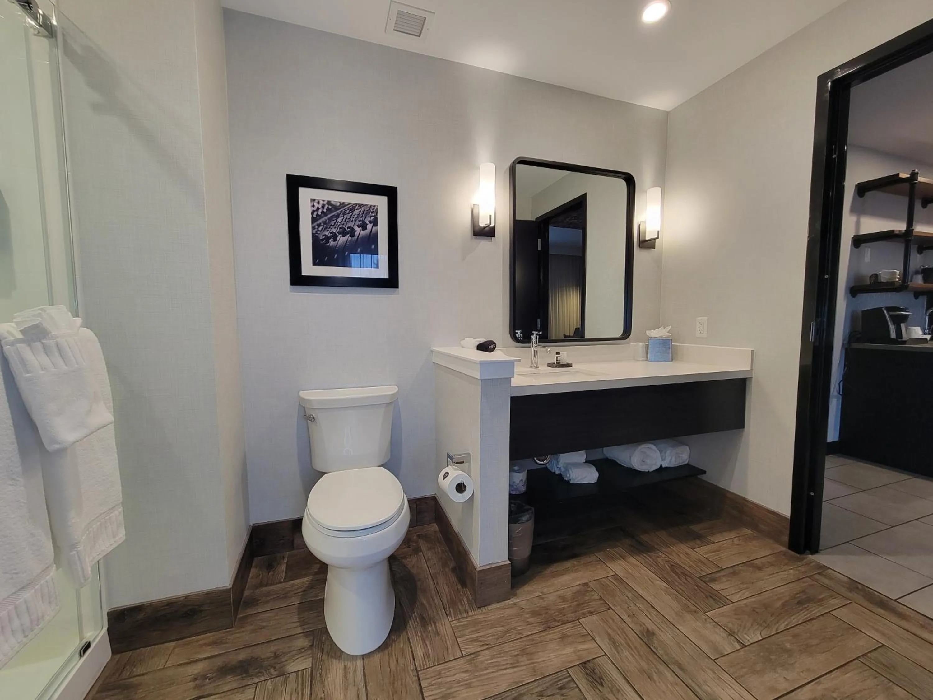 Toilet in Hotel Rock Lititz