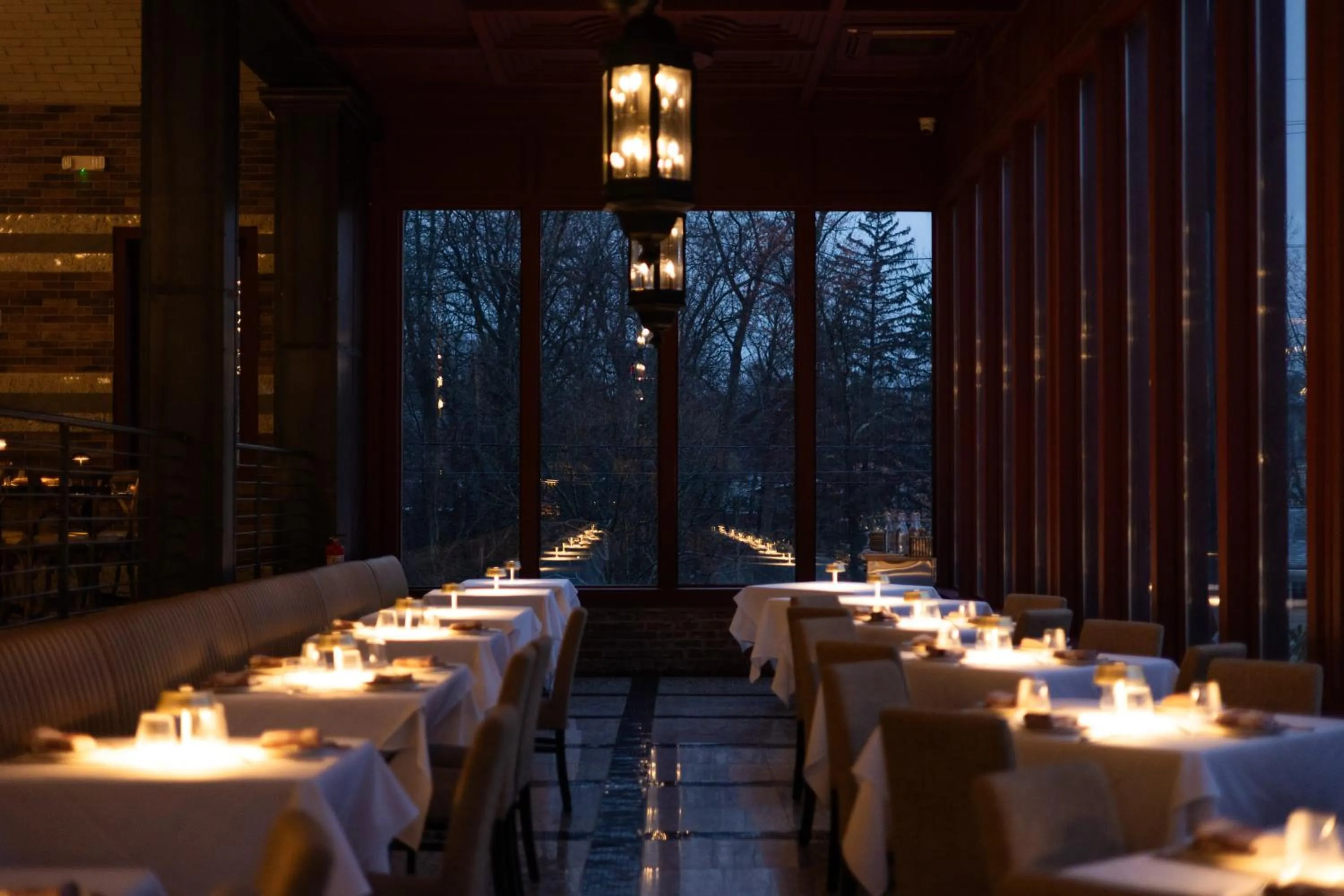 Restaurant/places to eat in The Albion Summit