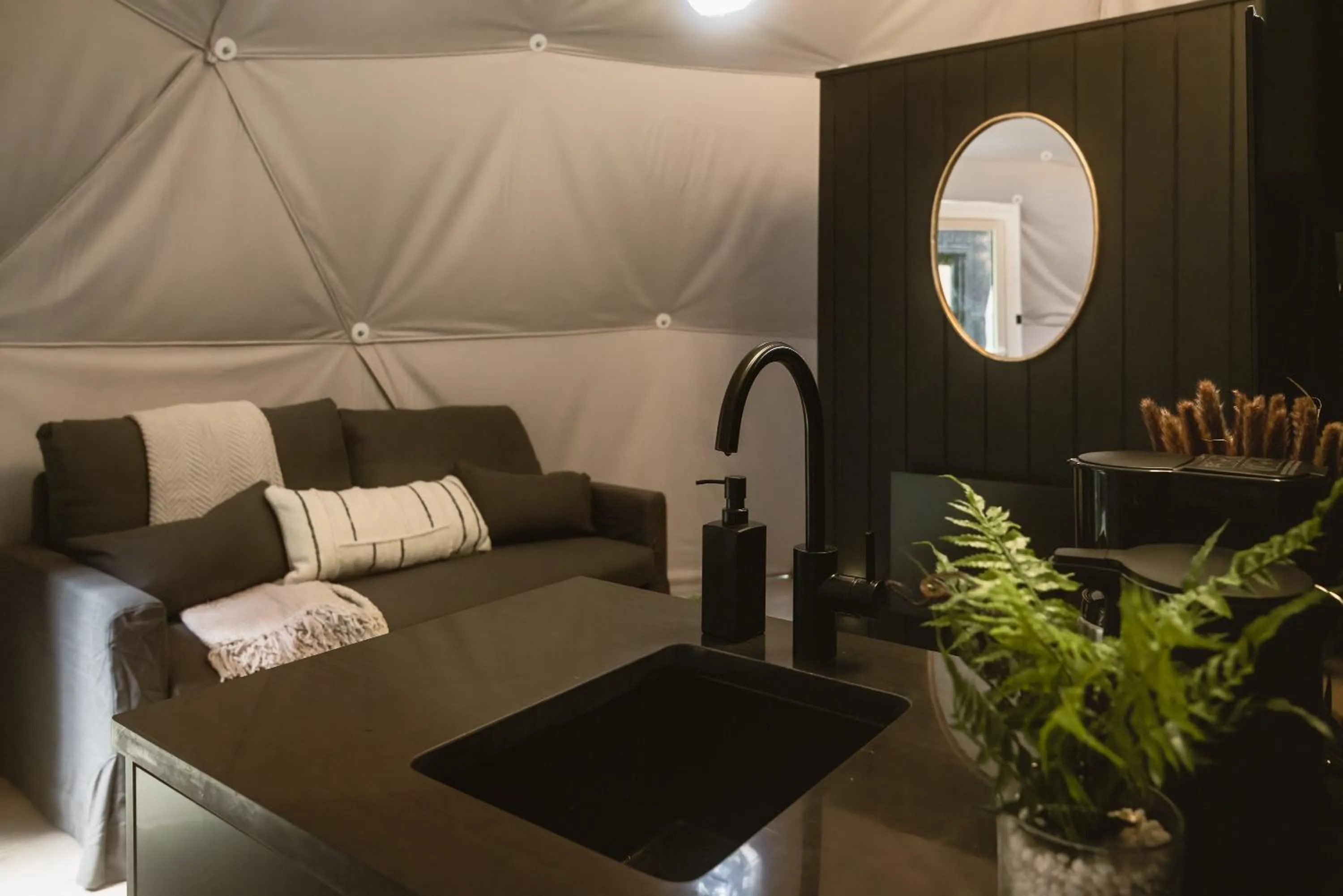 Living room, Bed in West Coast Trail Lodge