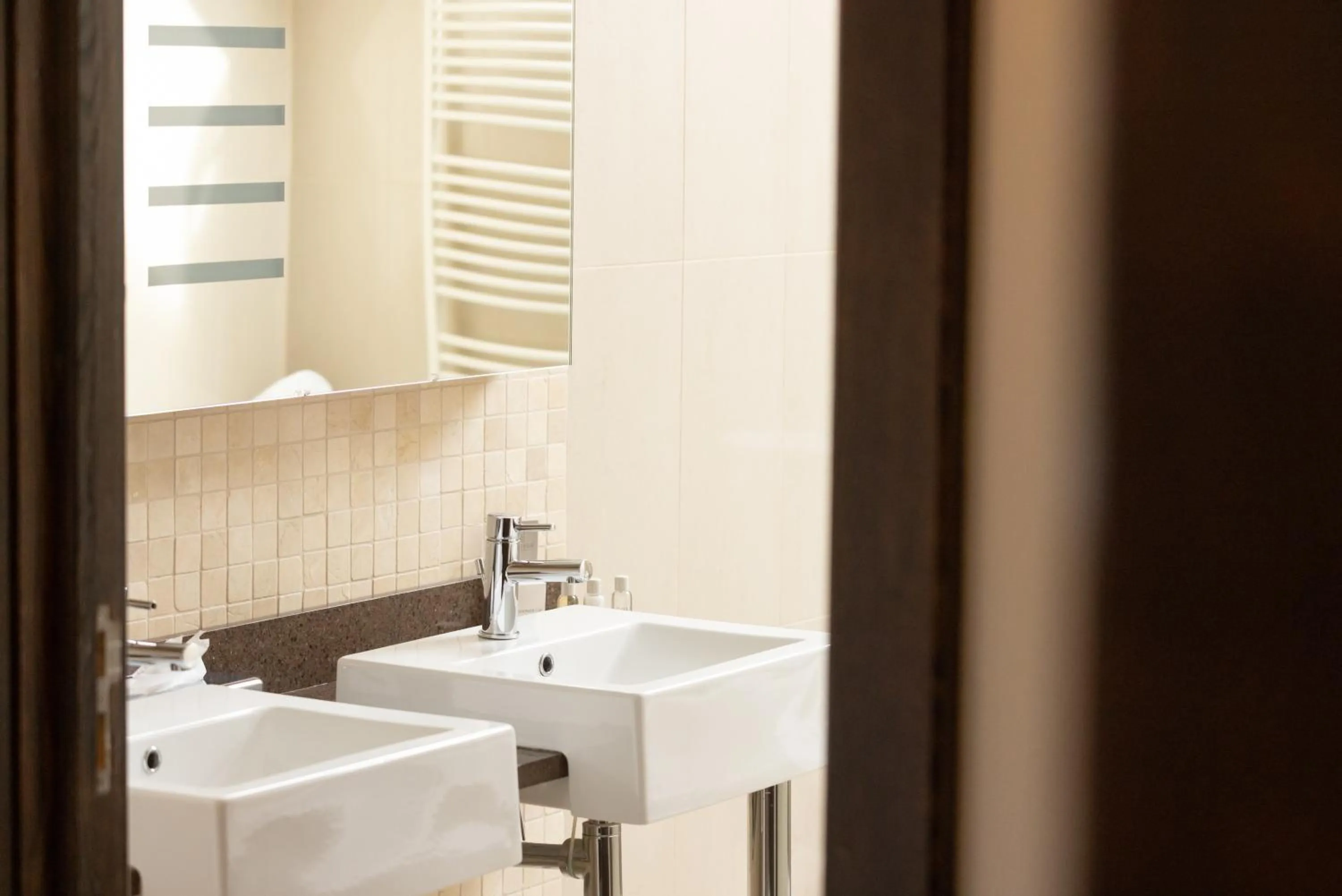 Bathroom in Redcastle Hotel