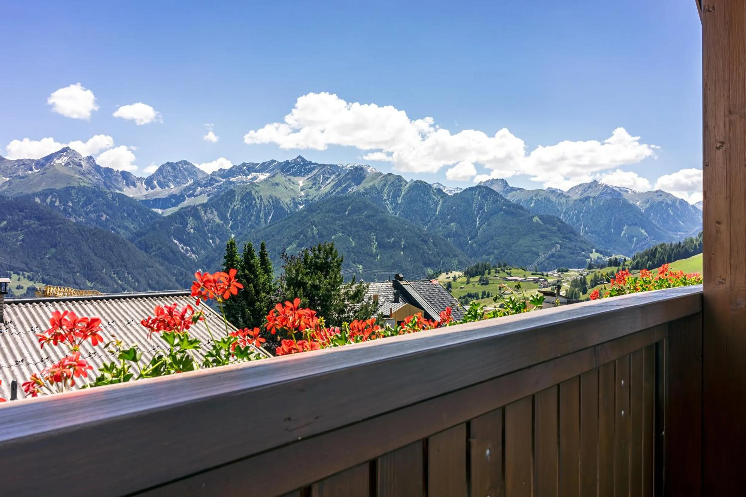 Balcony/Terrace in Apart-Hotel Aurora Fiss