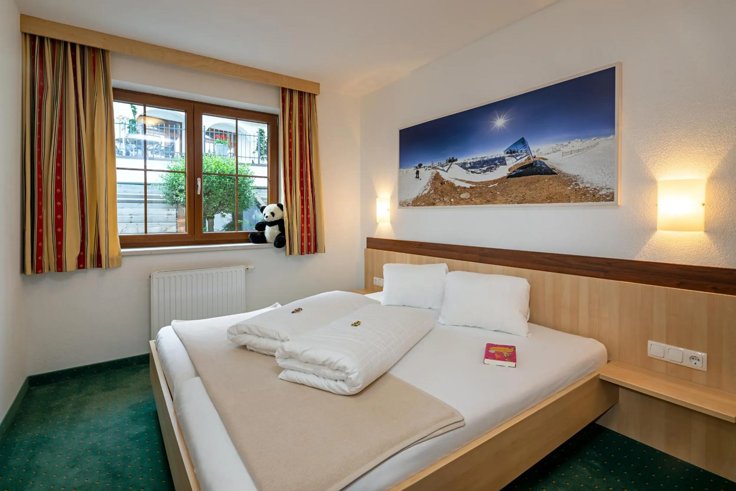 Bedroom, Bed in Apart-Hotel Aurora Fiss