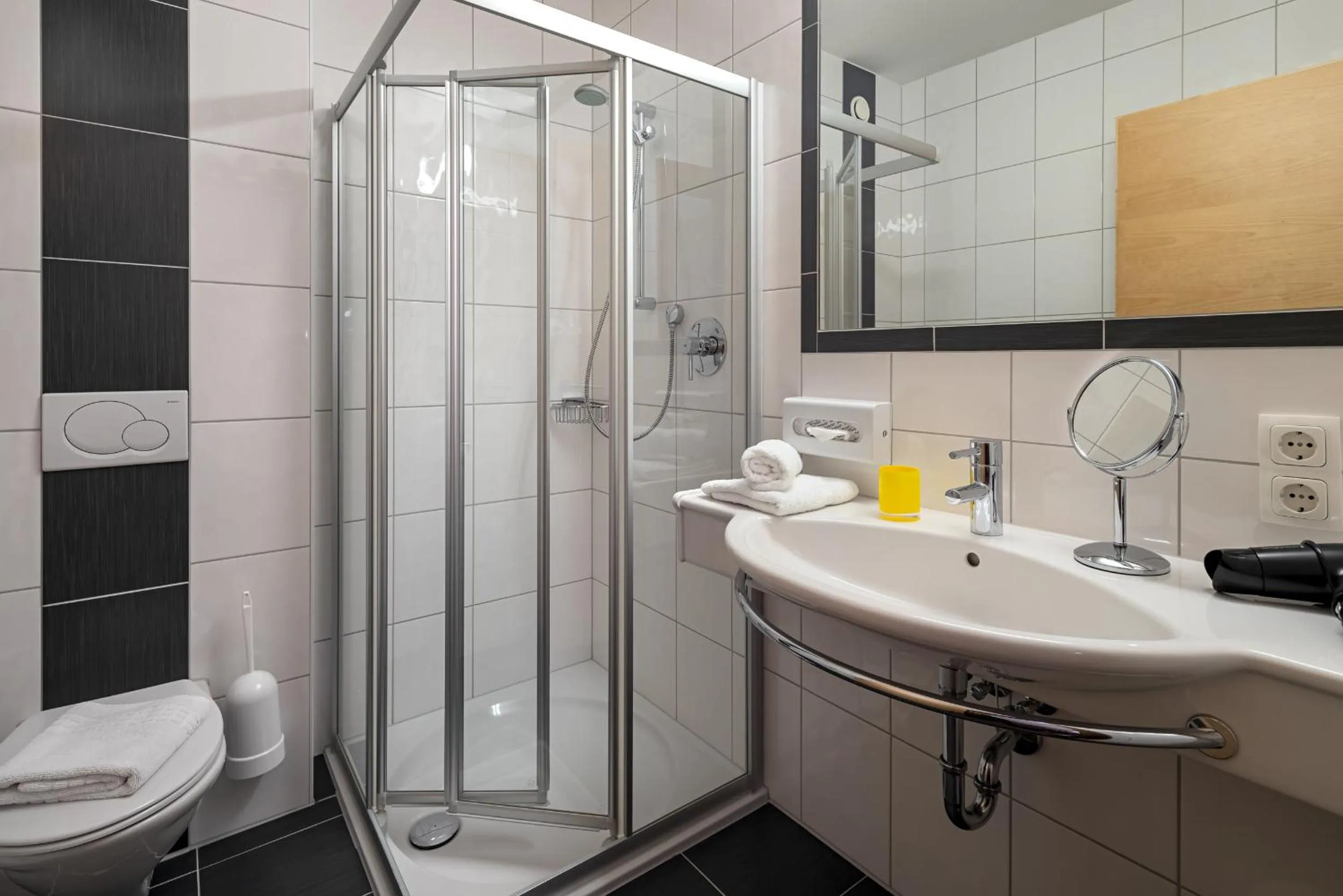 Bathroom in Apart-Hotel Aurora Fiss