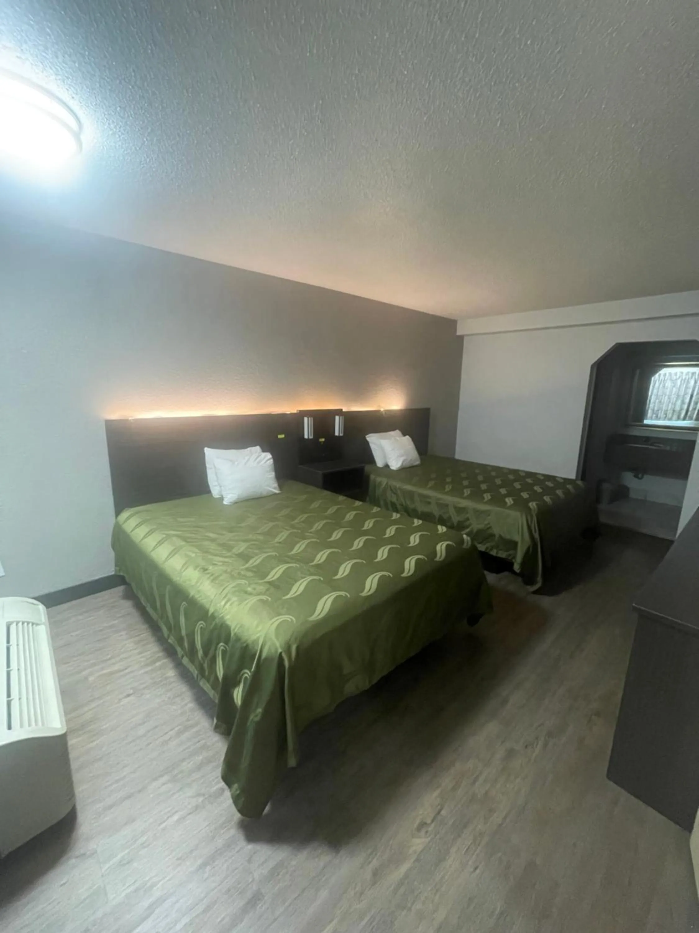 Bedroom, Bed in FairBridge Inn & Suites