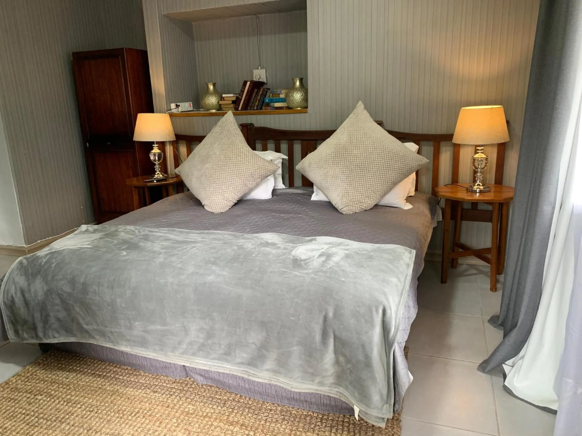 Bed in Rabbit Hole Hotel