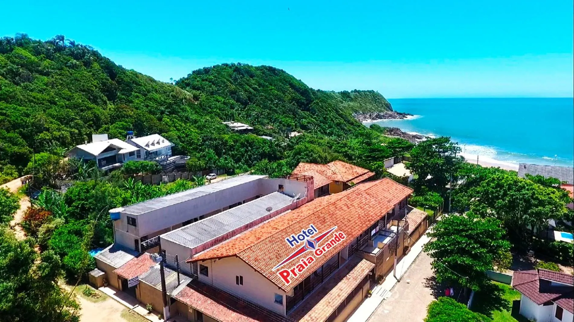 Triple Room in Hotel Praia Grande