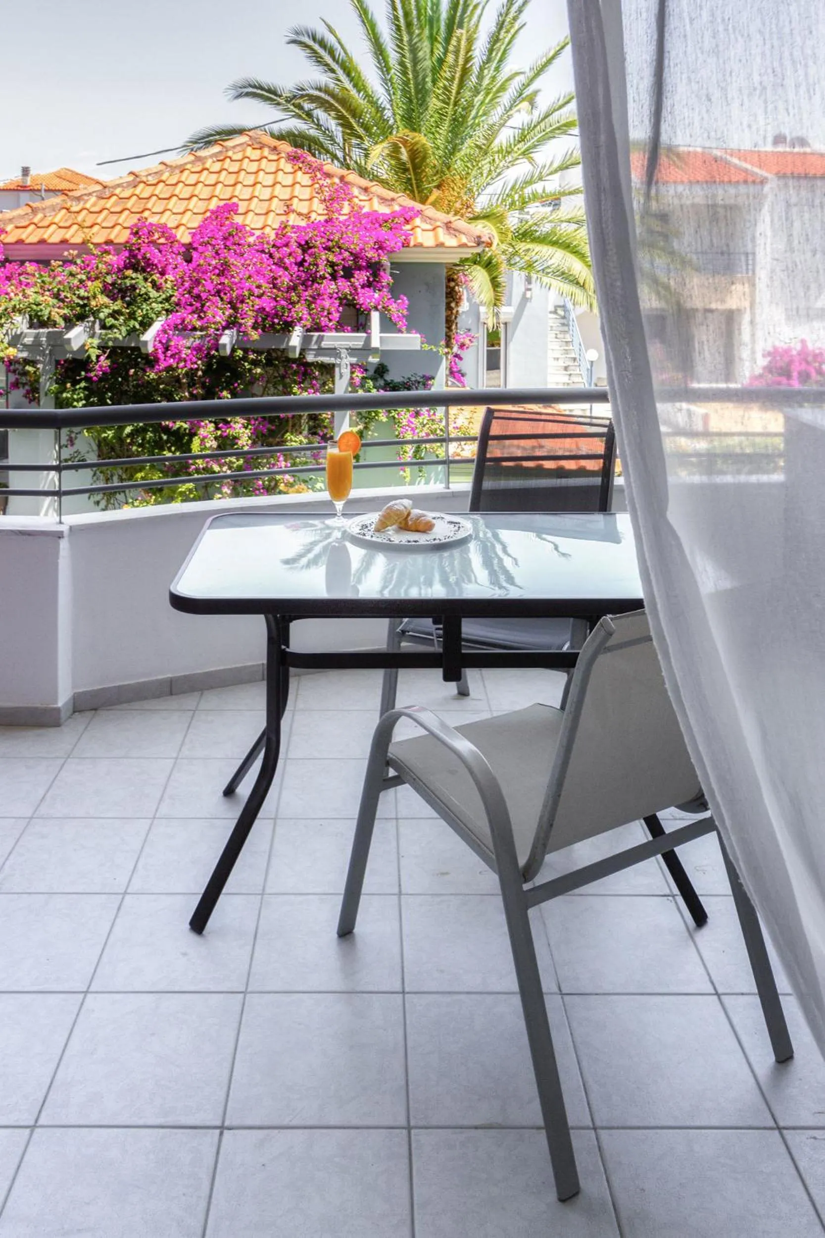 Balcony/Terrace in Kapsohora Inn