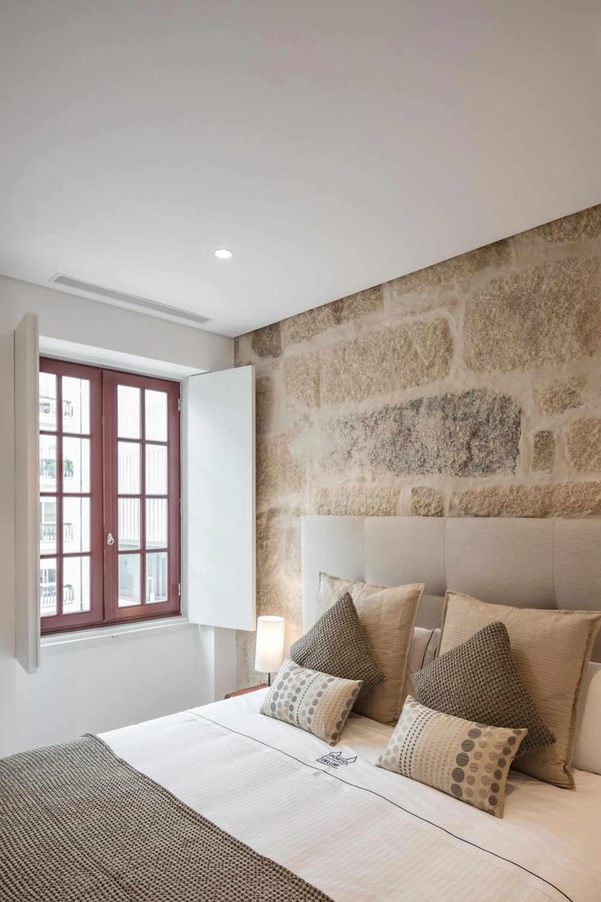 Bedroom, Bed in Porto Deluxe Suites