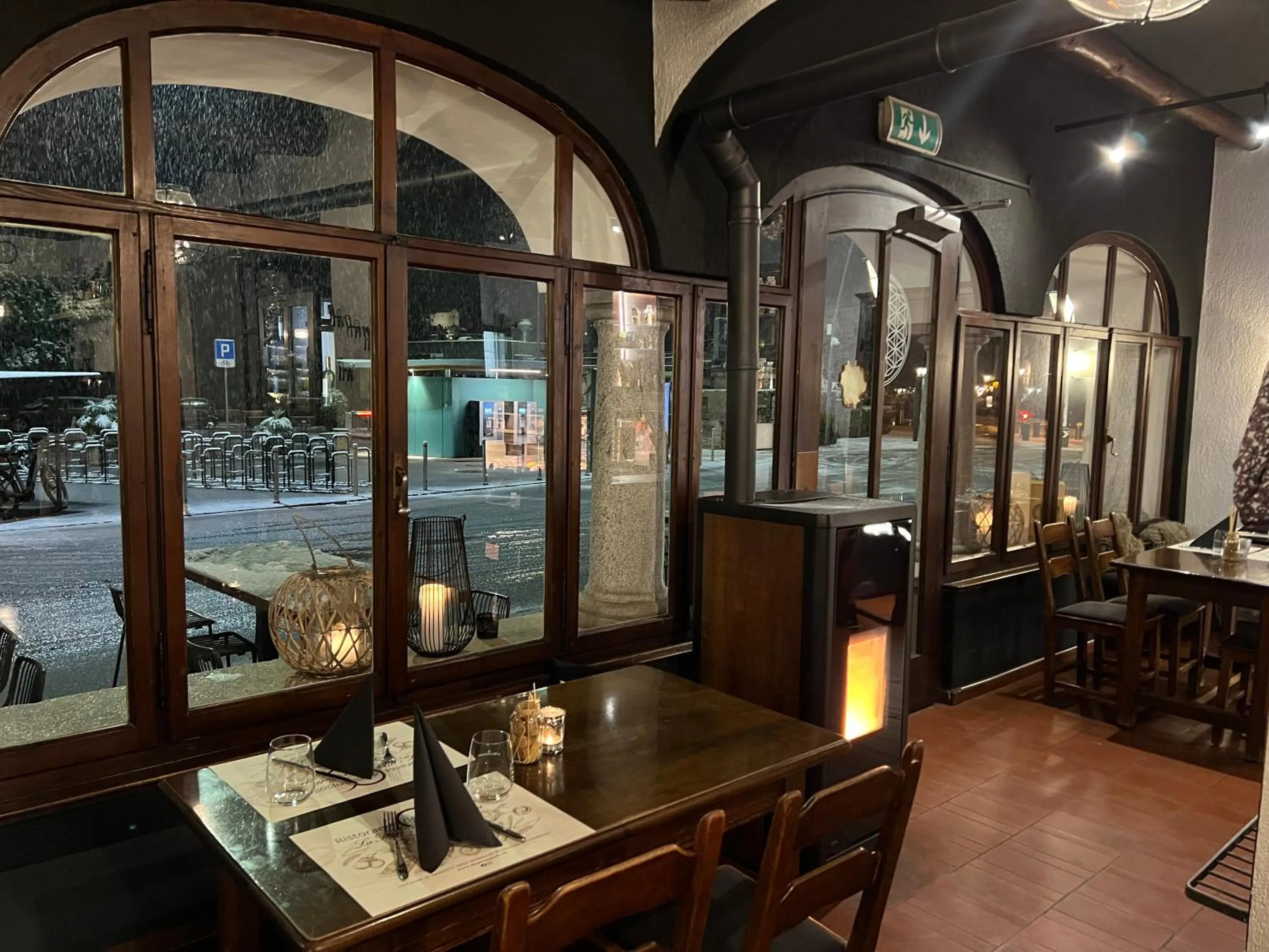 Restaurant/places to eat in Garni degli Angioli