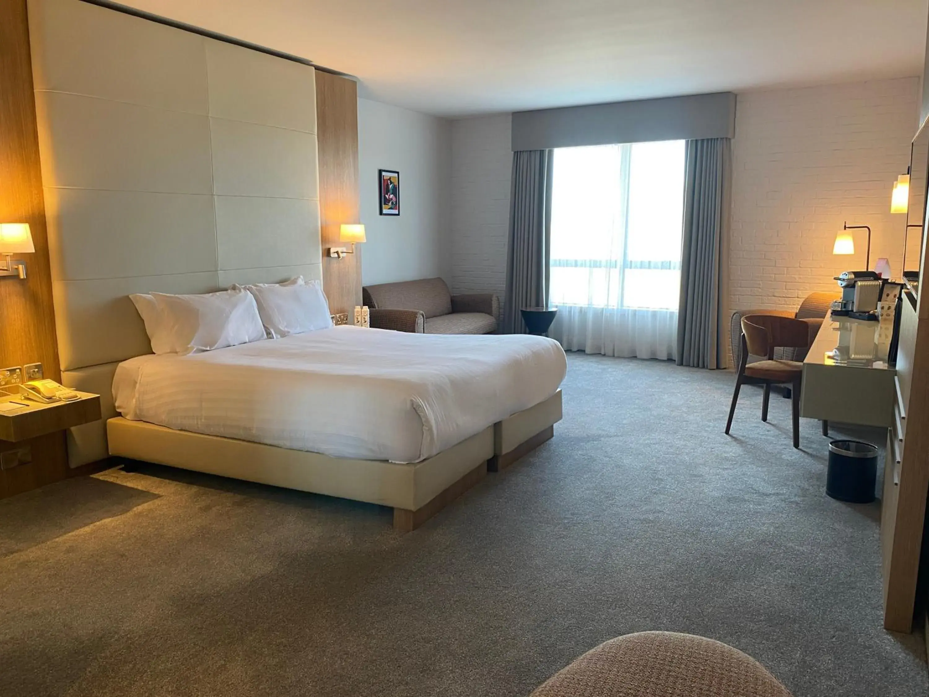 Superior King Room in Absolute Hotel Limerick Superior King Room in Absolute Hotel Limerick