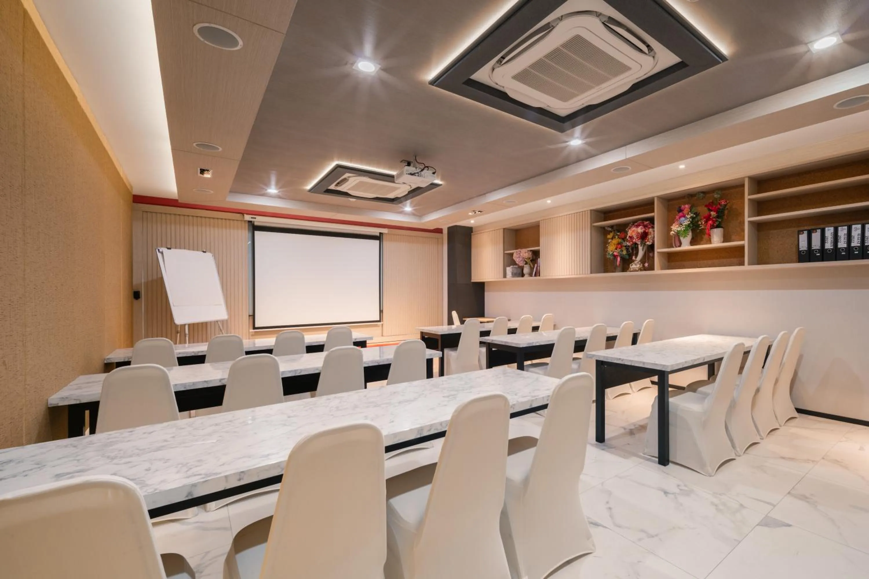 Banquet/Function facilities in Samyan Serene Hotel