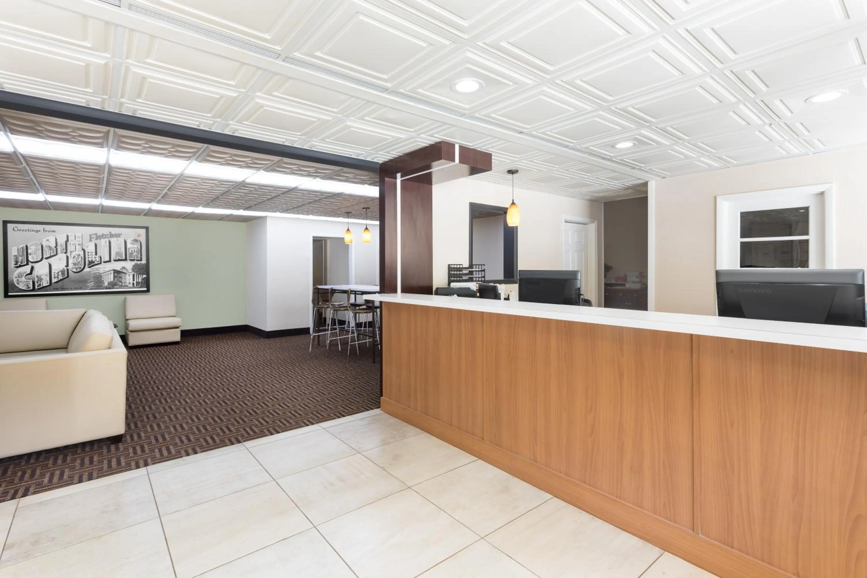 Lobby or reception in Super 8 by Wyndham Asheville Airport