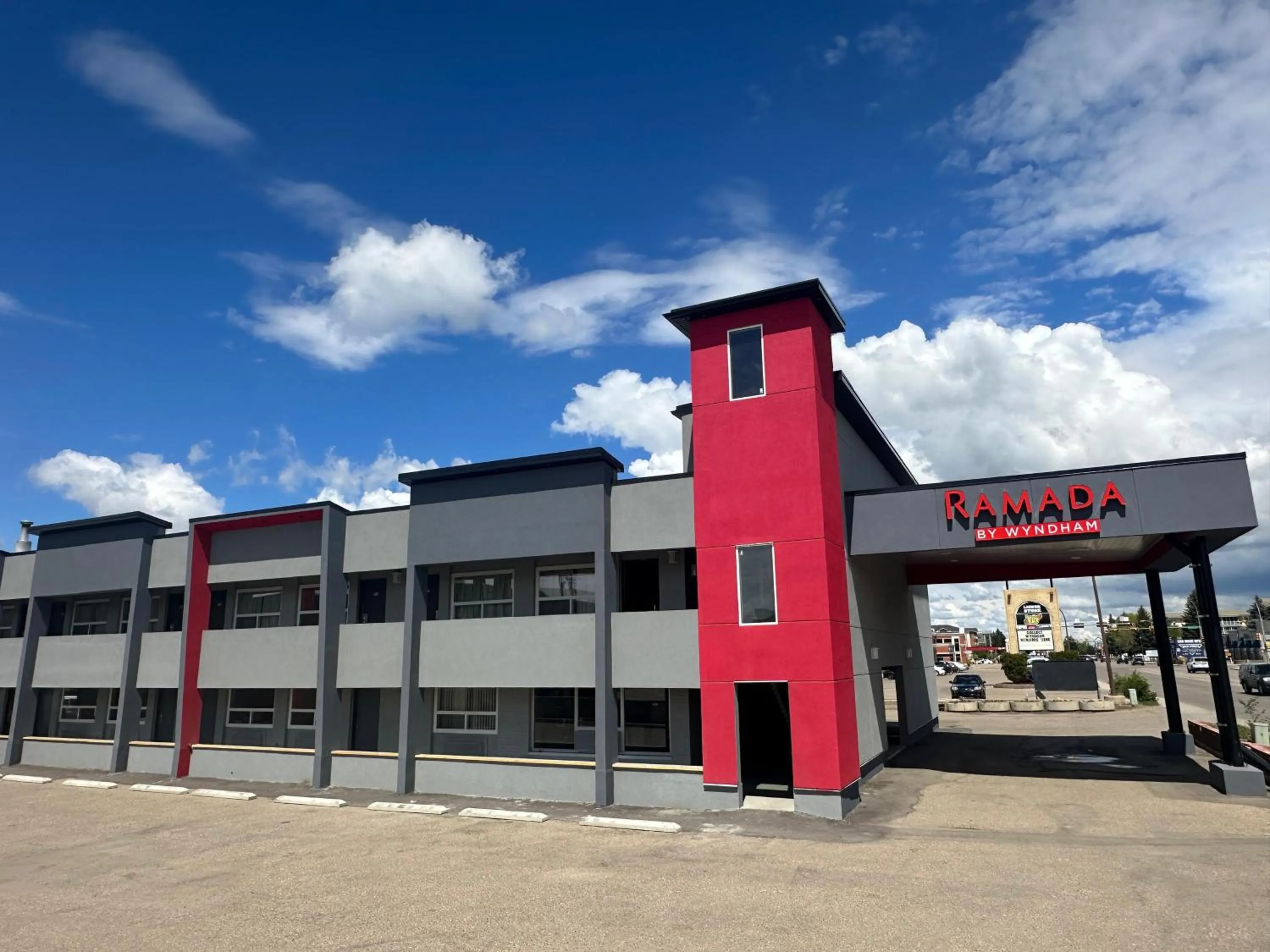 Property building in Ramada by Wyndham Medicine Hat