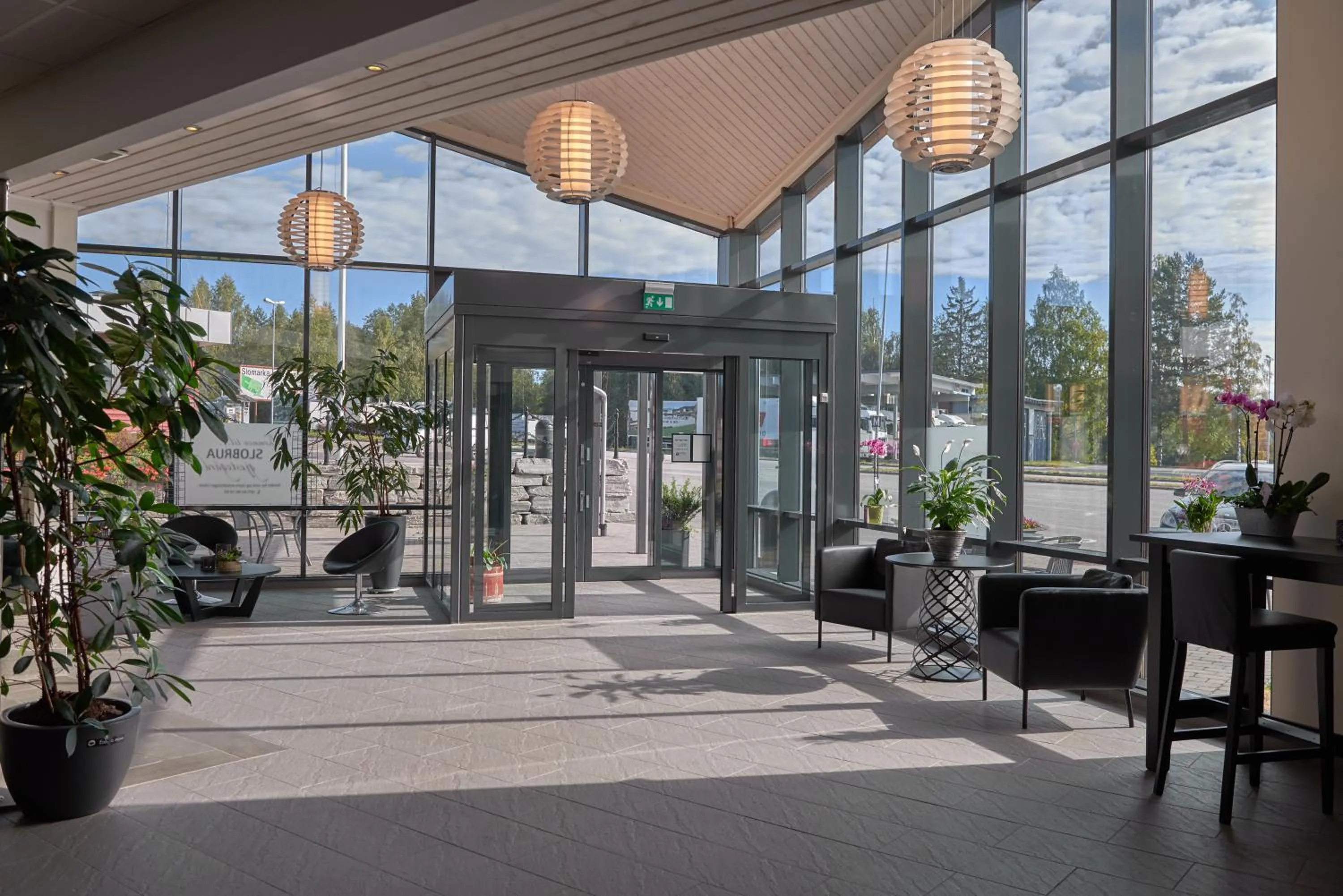 Facade/entrance in Slobrua Gjestegård