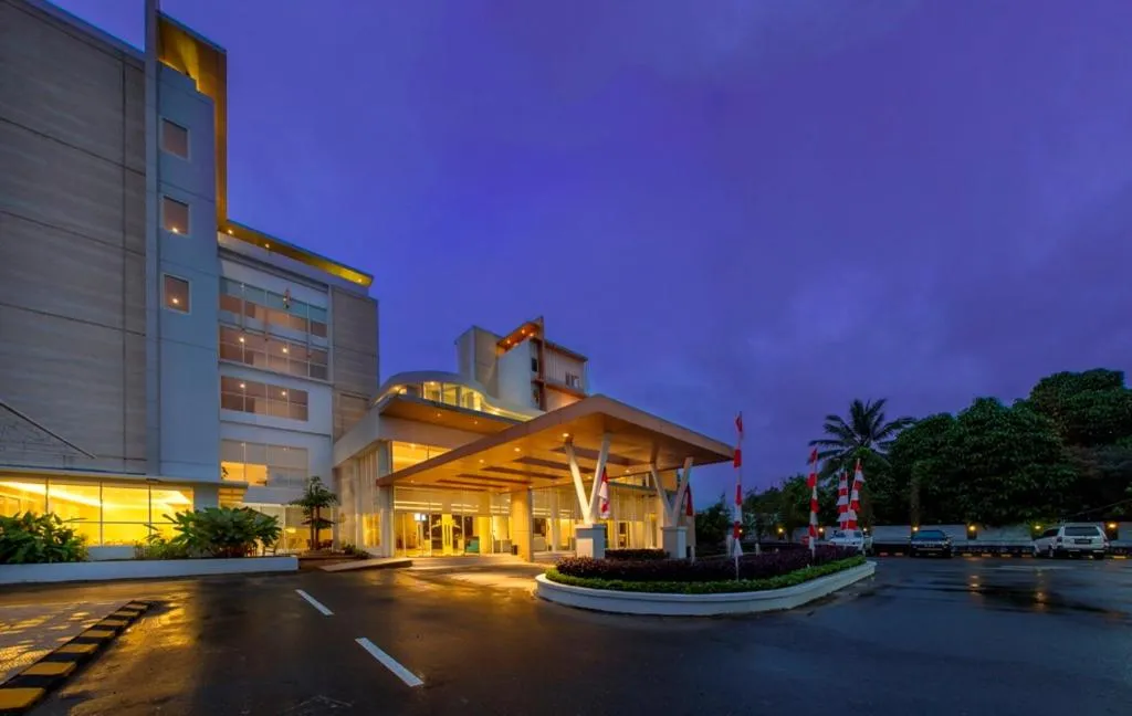 Horison Ultima Timika