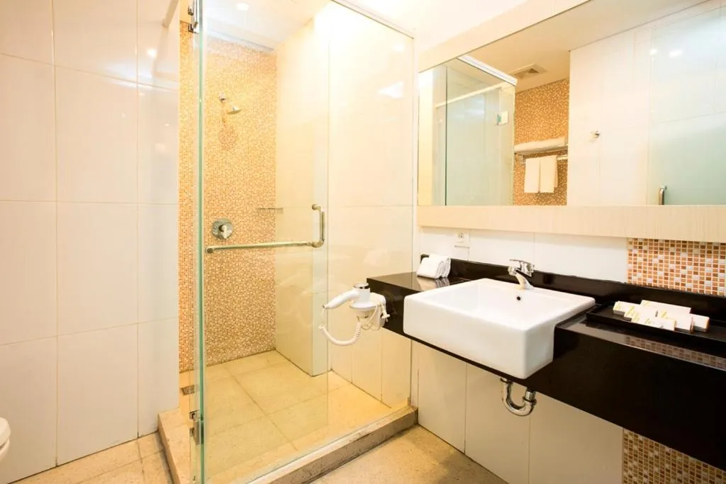 Horison Ultima Timika