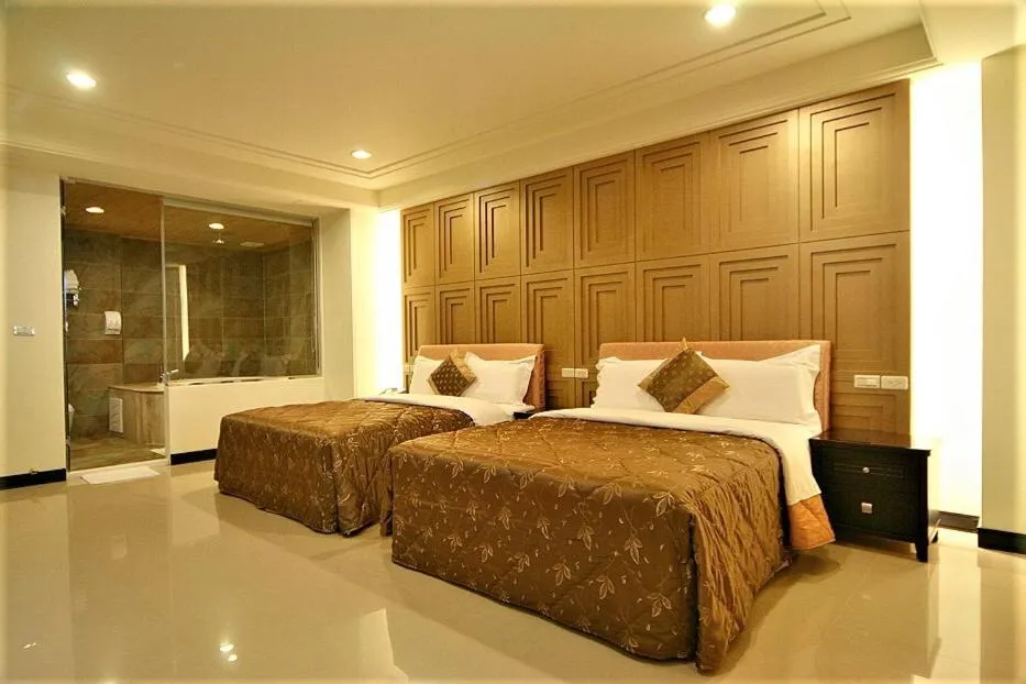 Photo of the whole room, Bed in Tranquil Sea Hotel