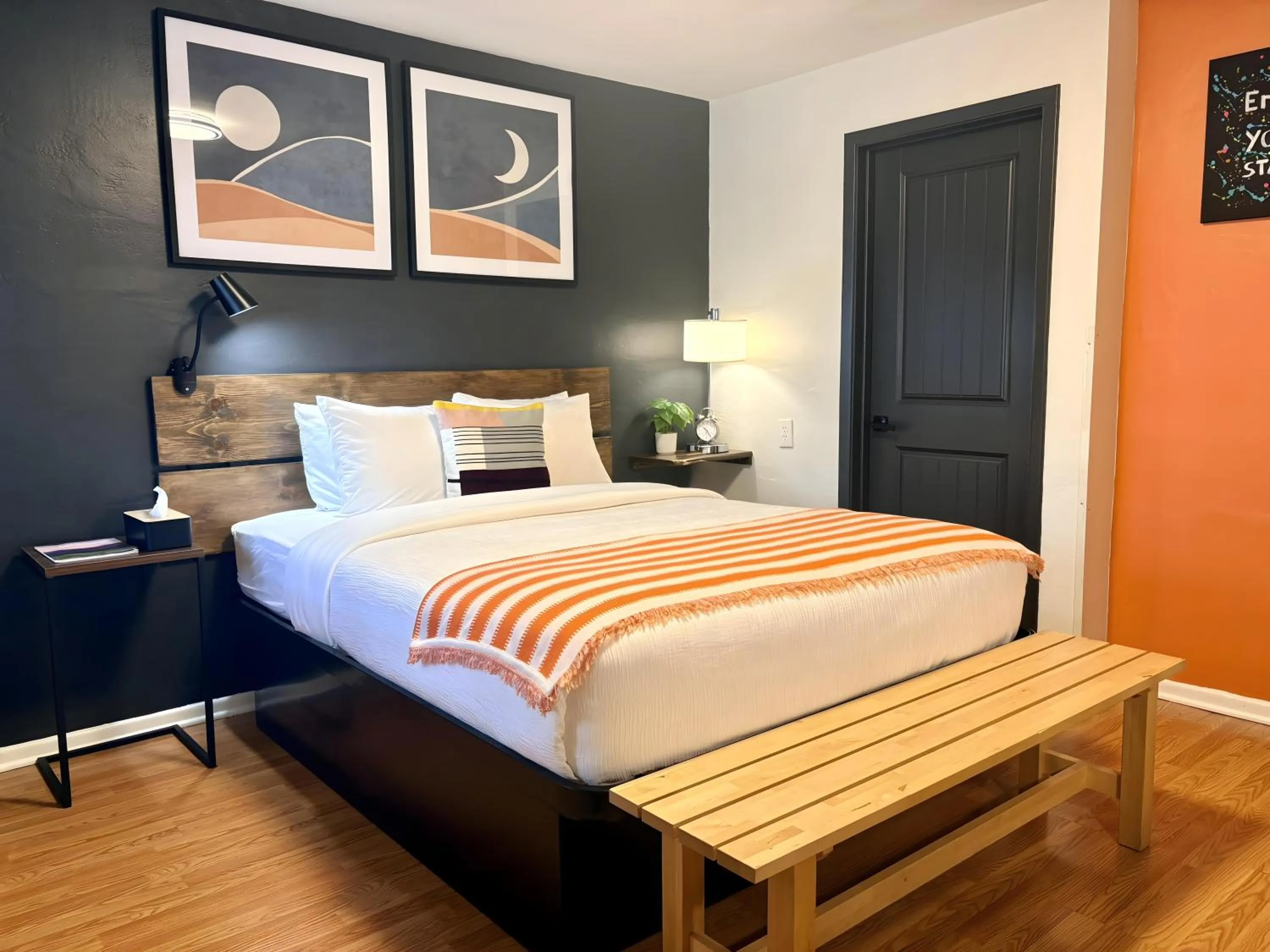 Bed in City Center Motel