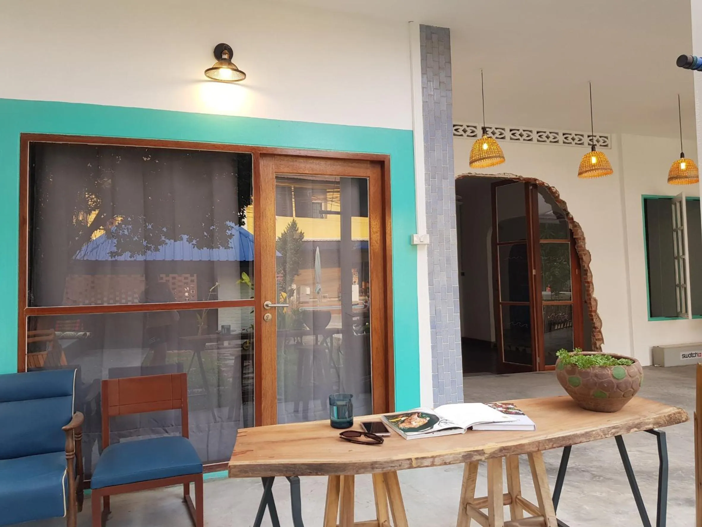 Facade/entrance in Lay Day