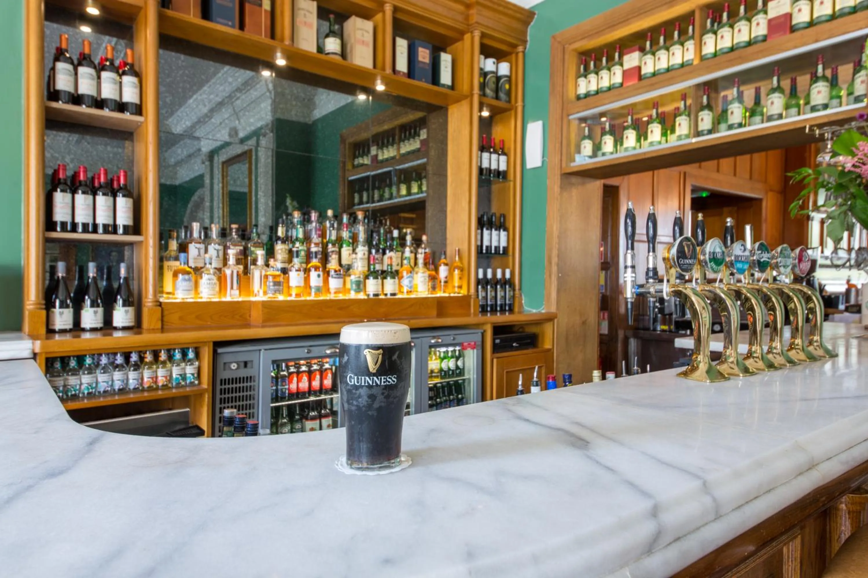 Lounge or bar in Portmarnock Resort & Jameson Golf Links