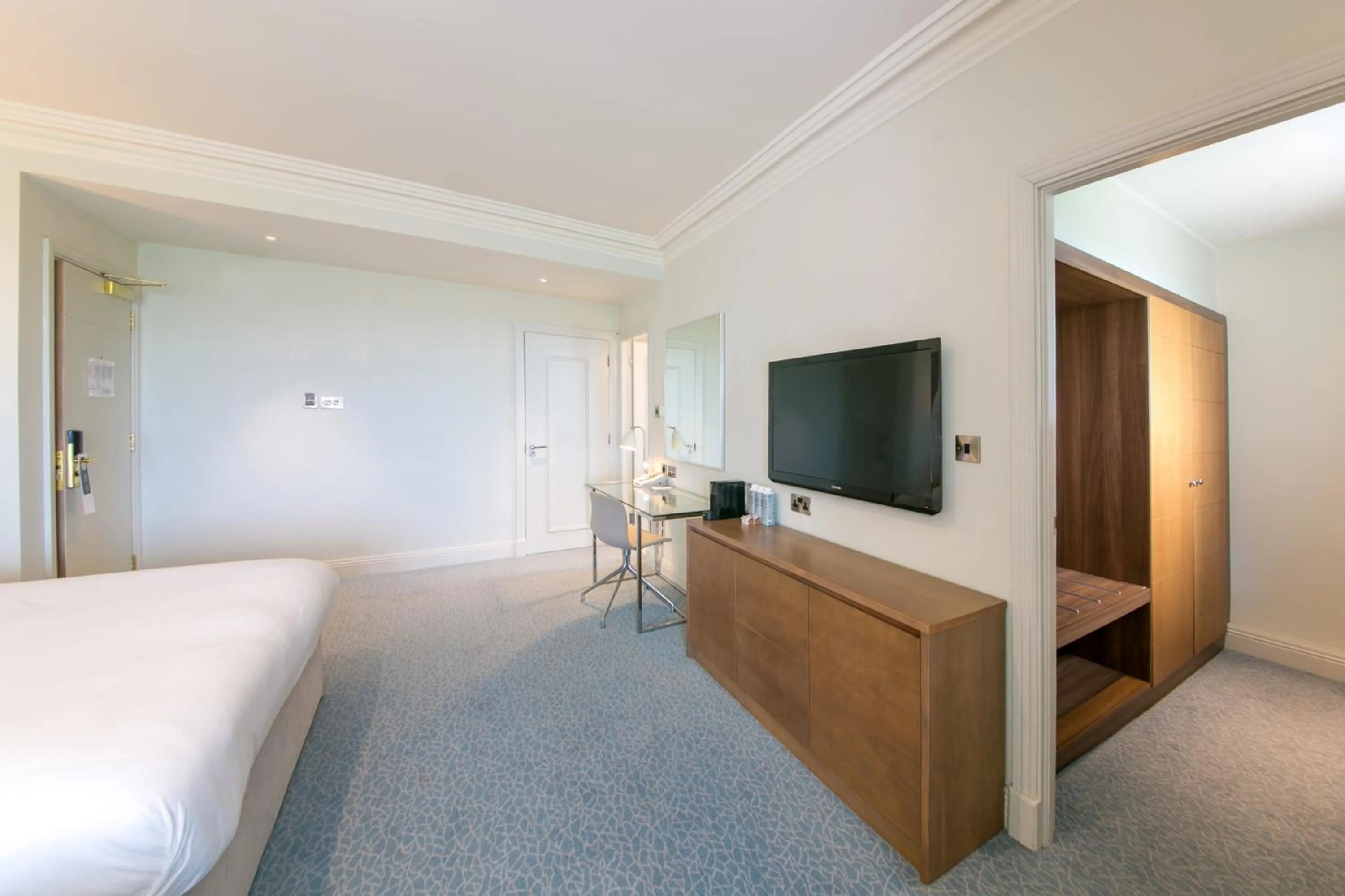 Bedroom, Bed in Portmarnock Resort & Jameson Golf Links