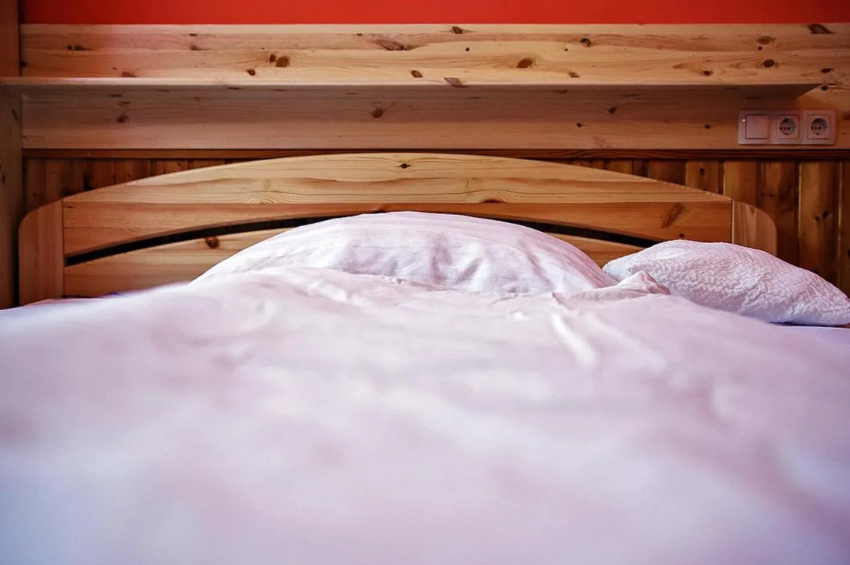 Small Double or Twin Room - single occupancy in Kispipa Panzió