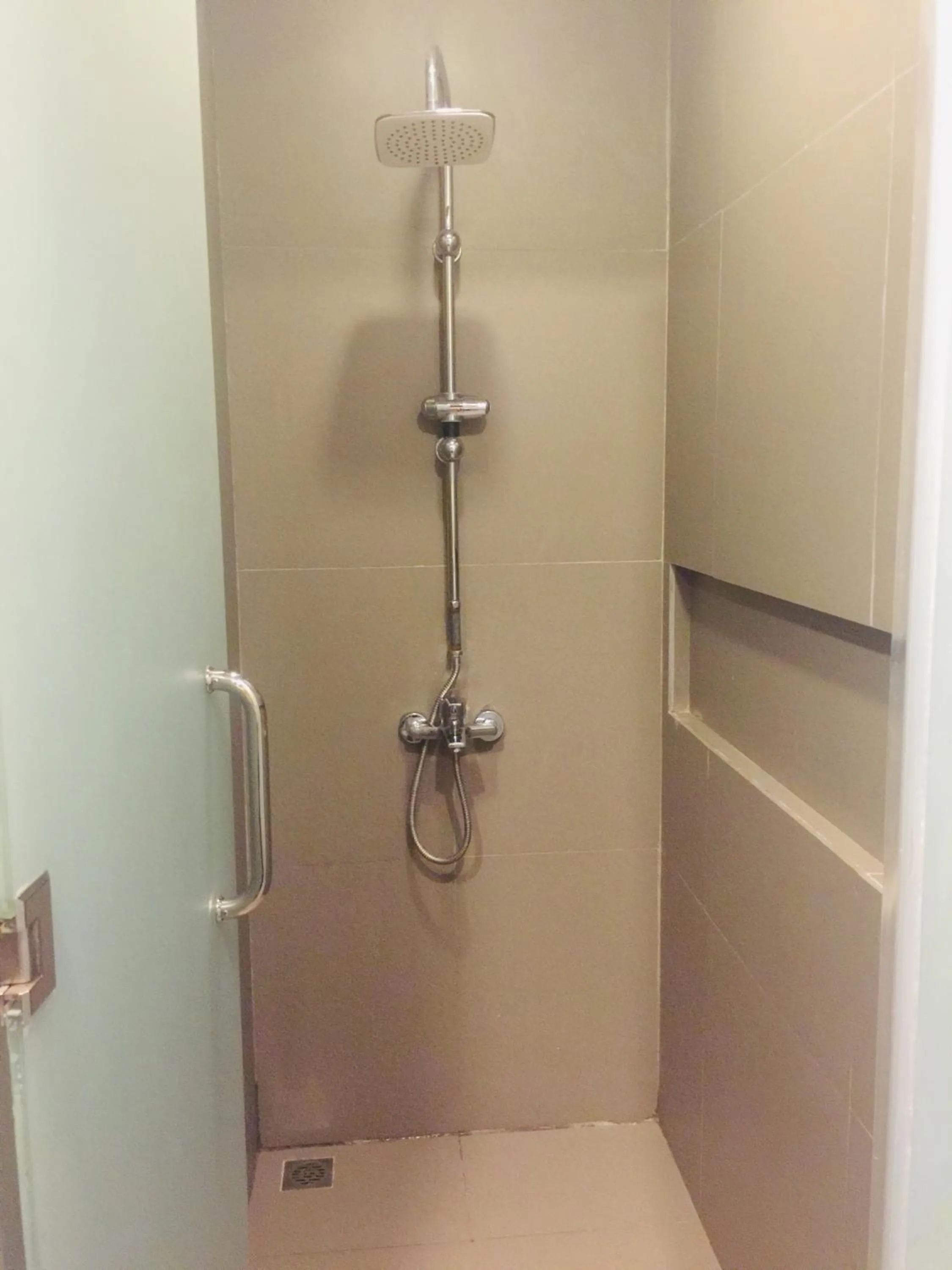 Shower in Seabird International Resort