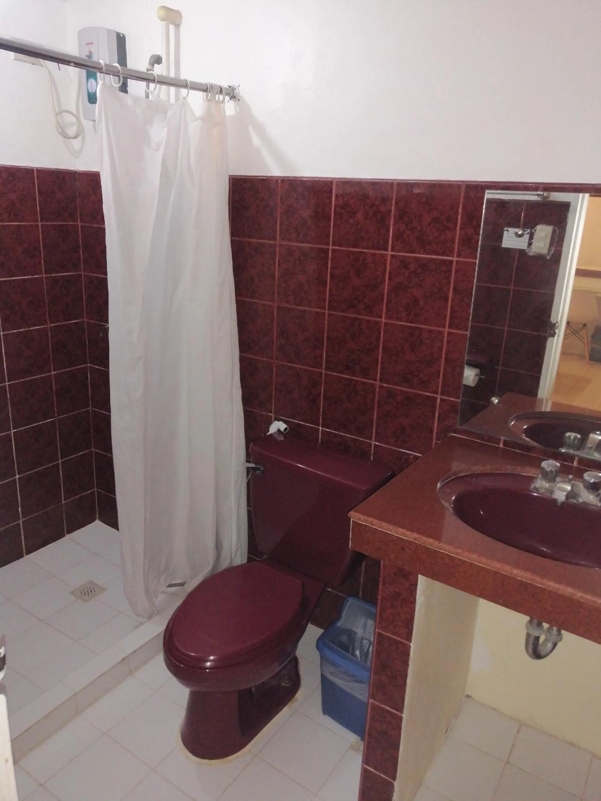 Shower in Seabird International Resort