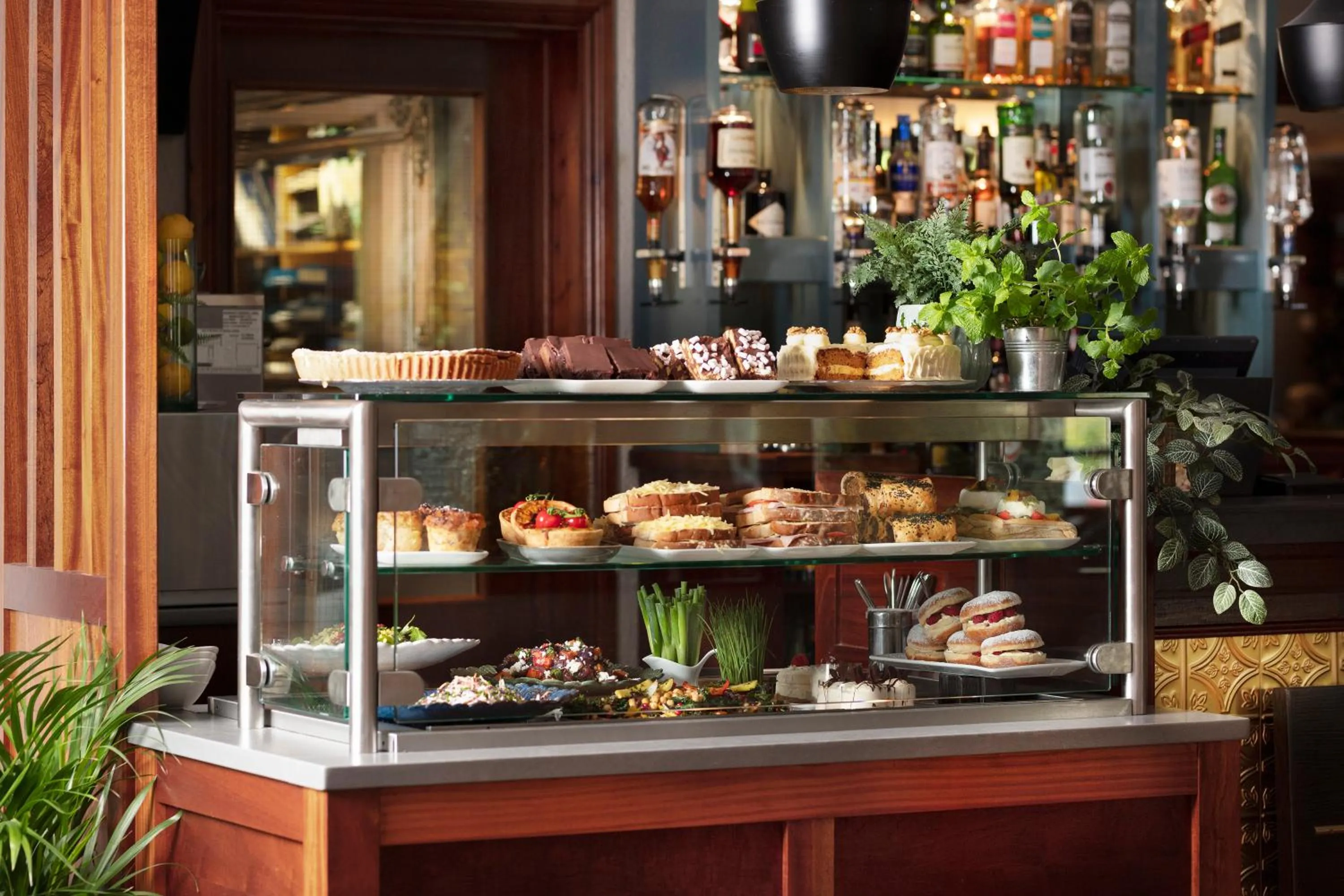 Food and drinks in Brook Lane Hotel