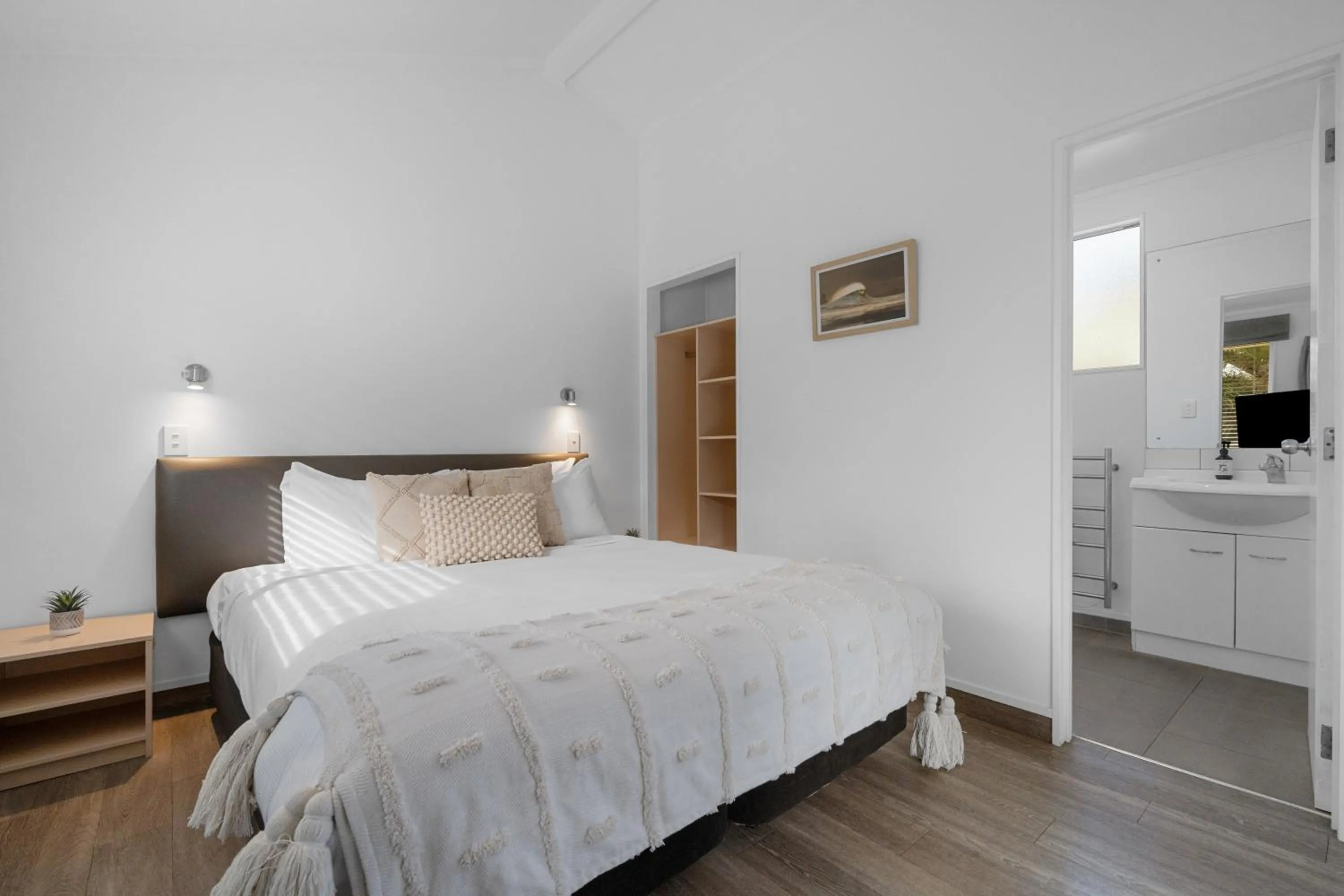 Bed in Tasman Holiday Parks - Waihi Beach