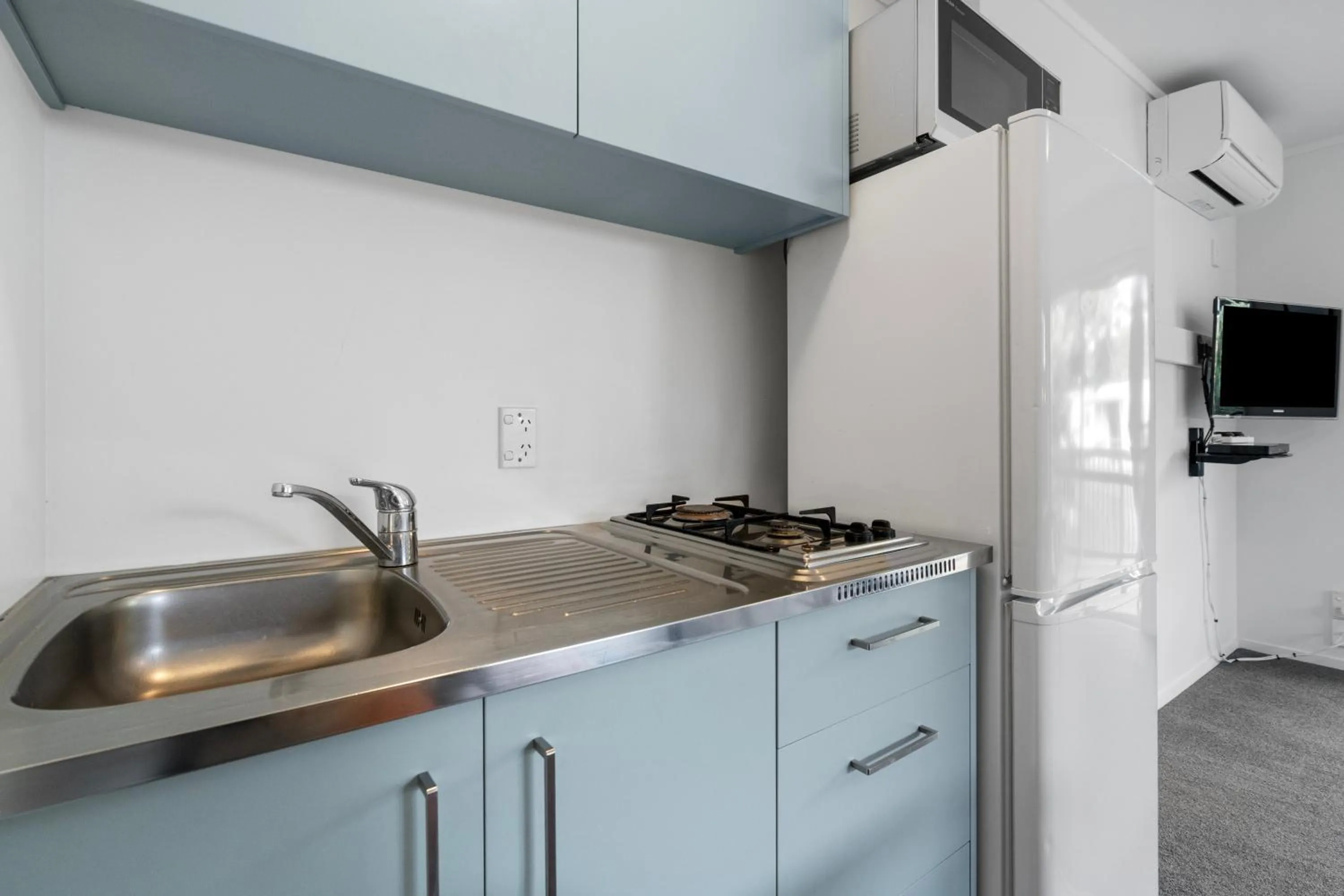 Kitchen or kitchenette in Tasman Holiday Parks - Waihi Beach