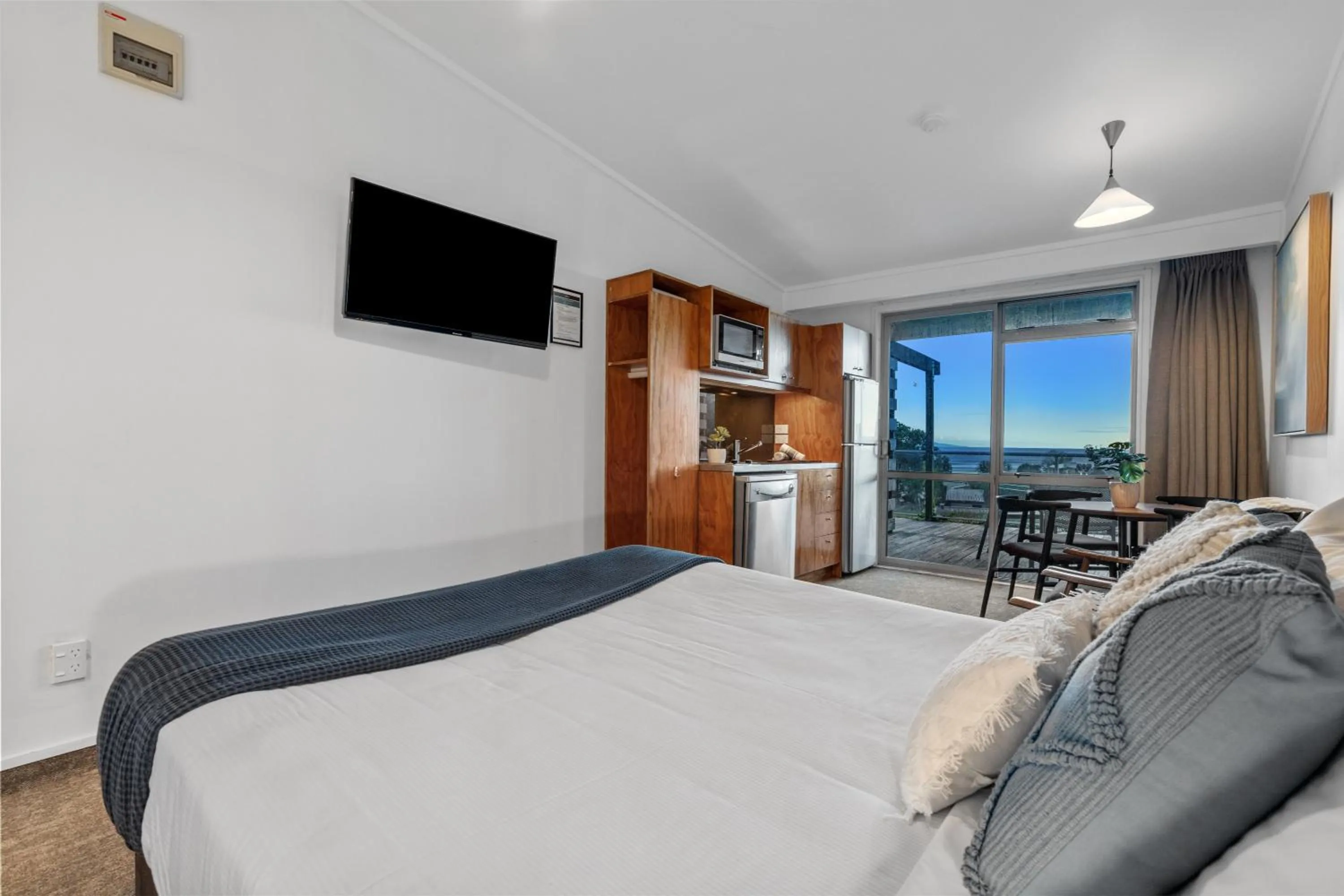 Bed in Tasman Holiday Parks - Waihi Beach