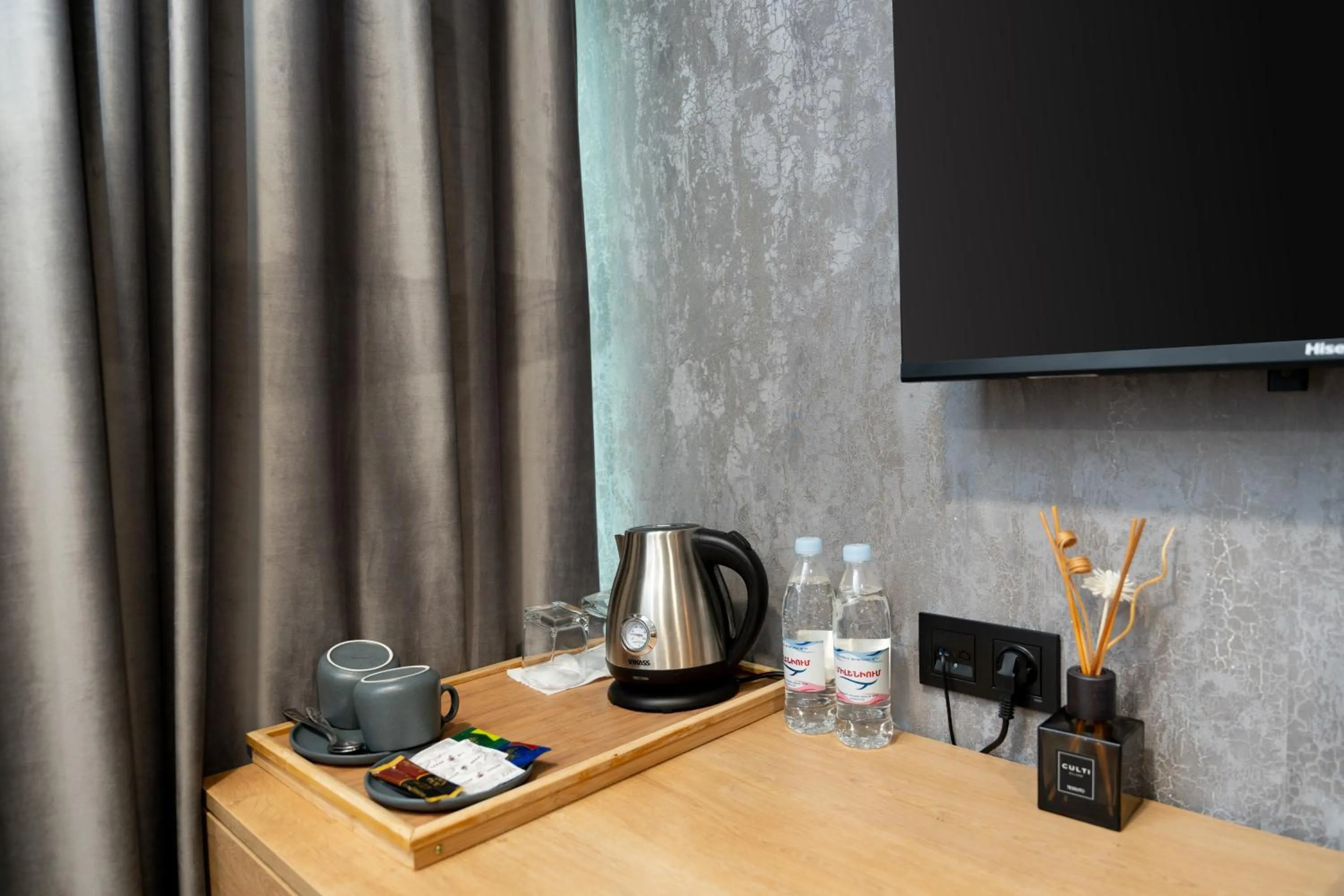 Coffee/tea facilities in Inga Hotel Yerevan