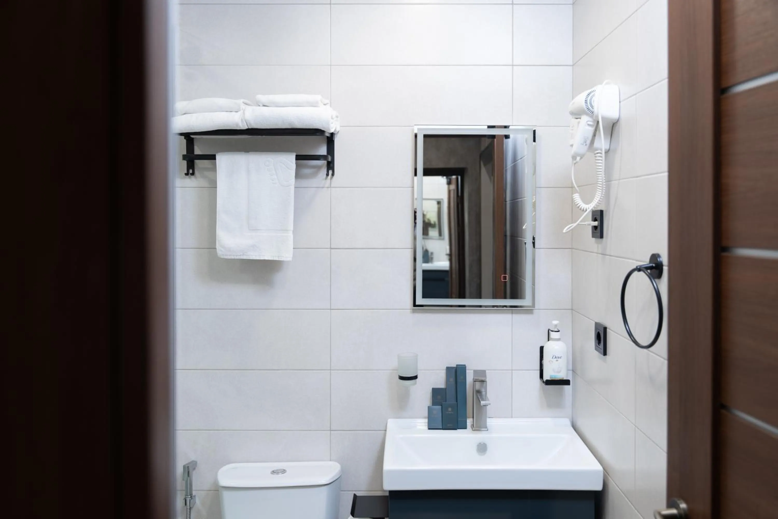 Shower in Inga Hotel Yerevan