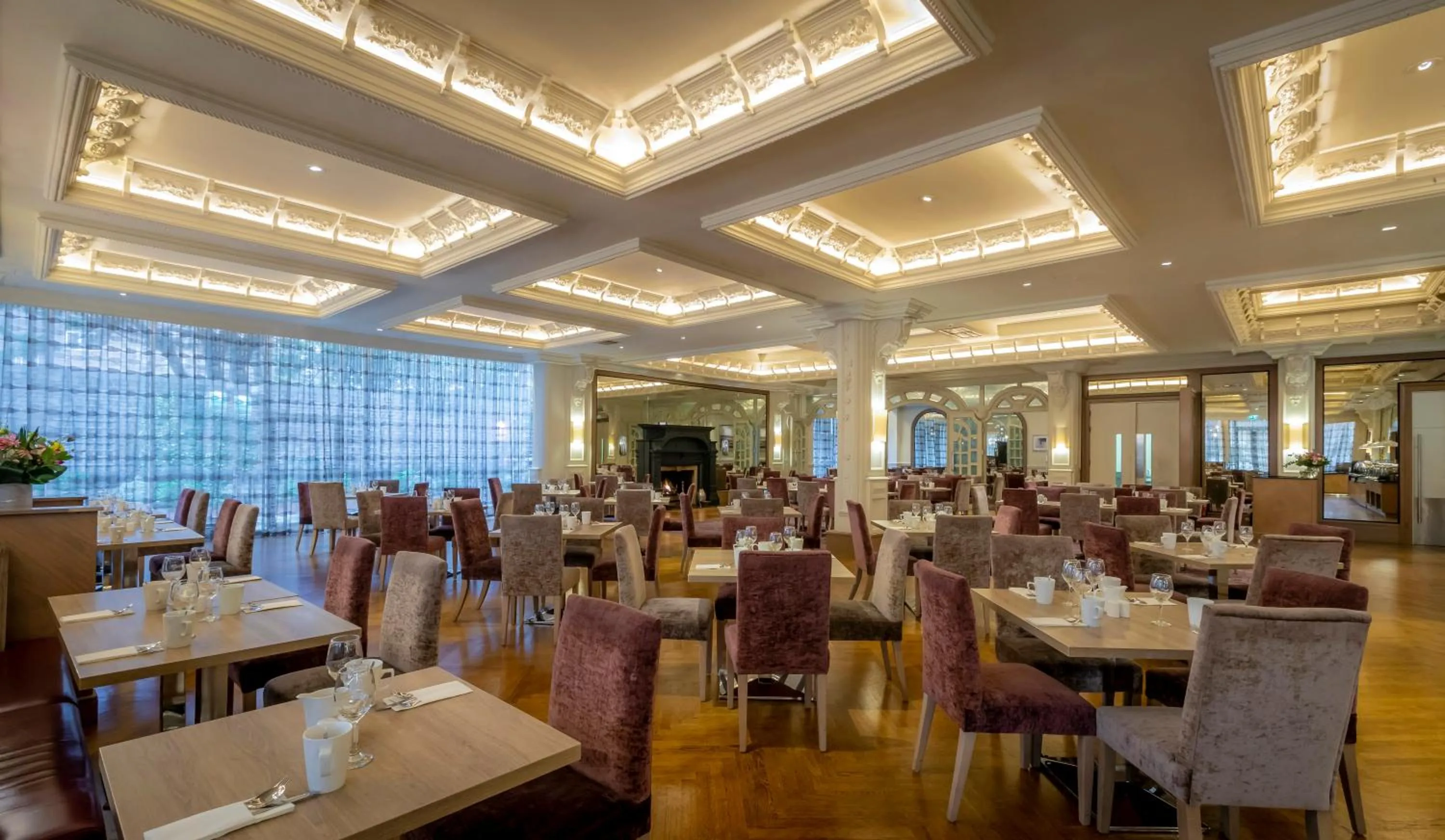Restaurant/places to eat in Clayton Hotel Burlington Road